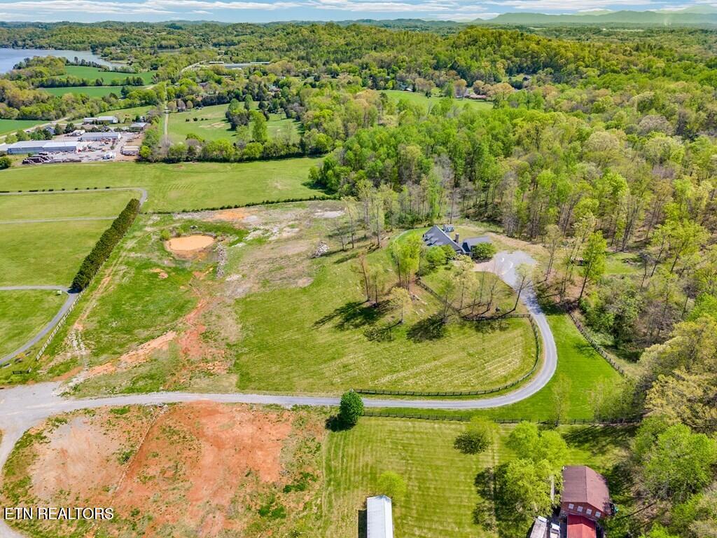 3631 Louisville Road Louisville TN 37777