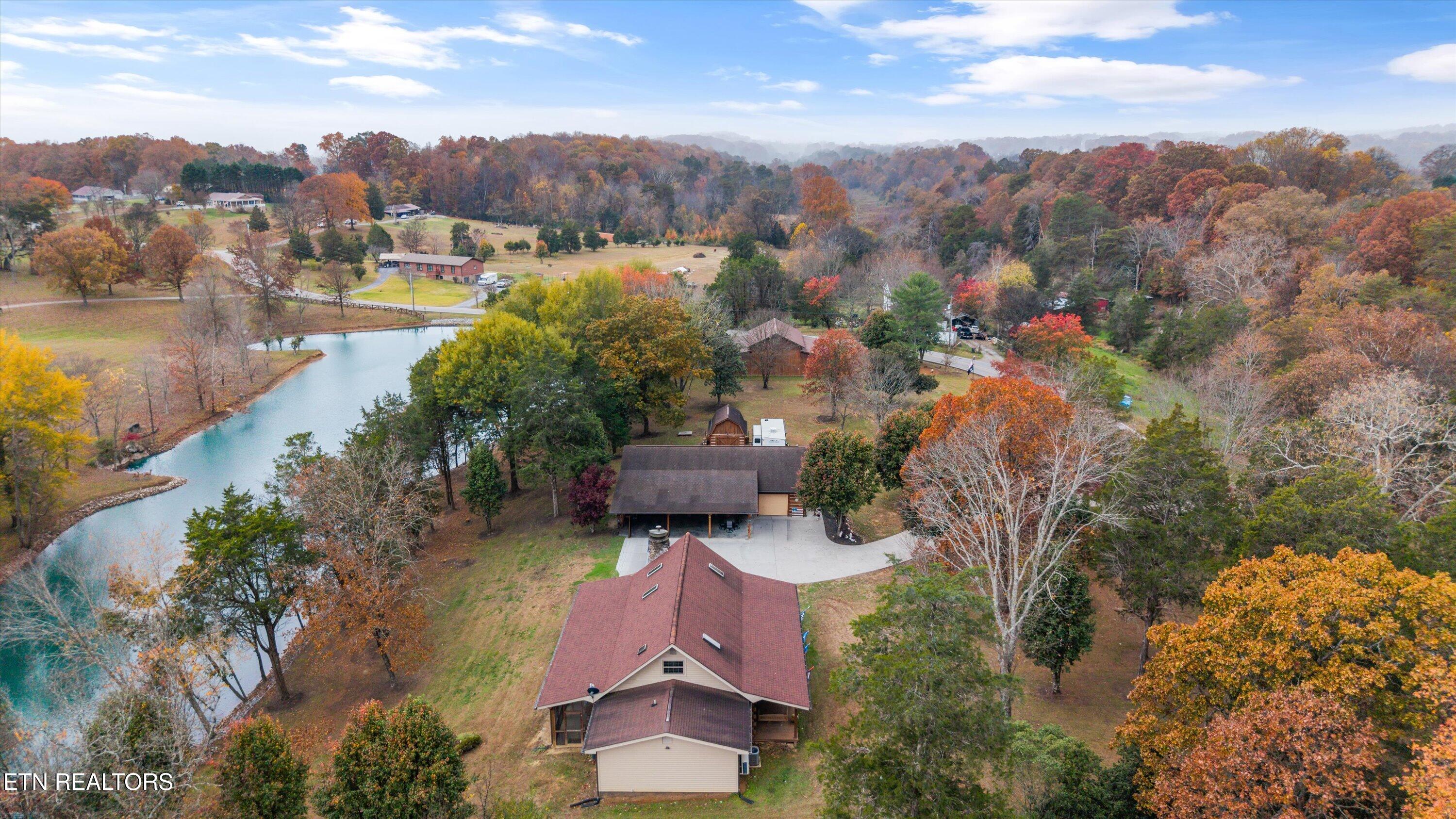 755 Farmington Way Maryville TN 37801