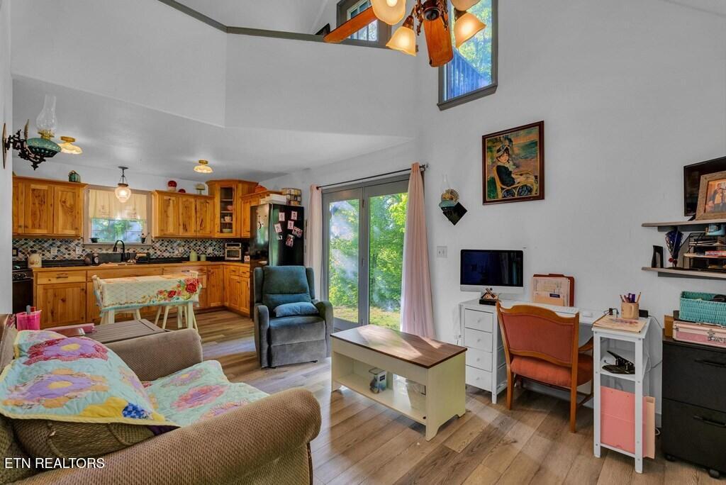 755 Woody Road Byrdstown TN 38549