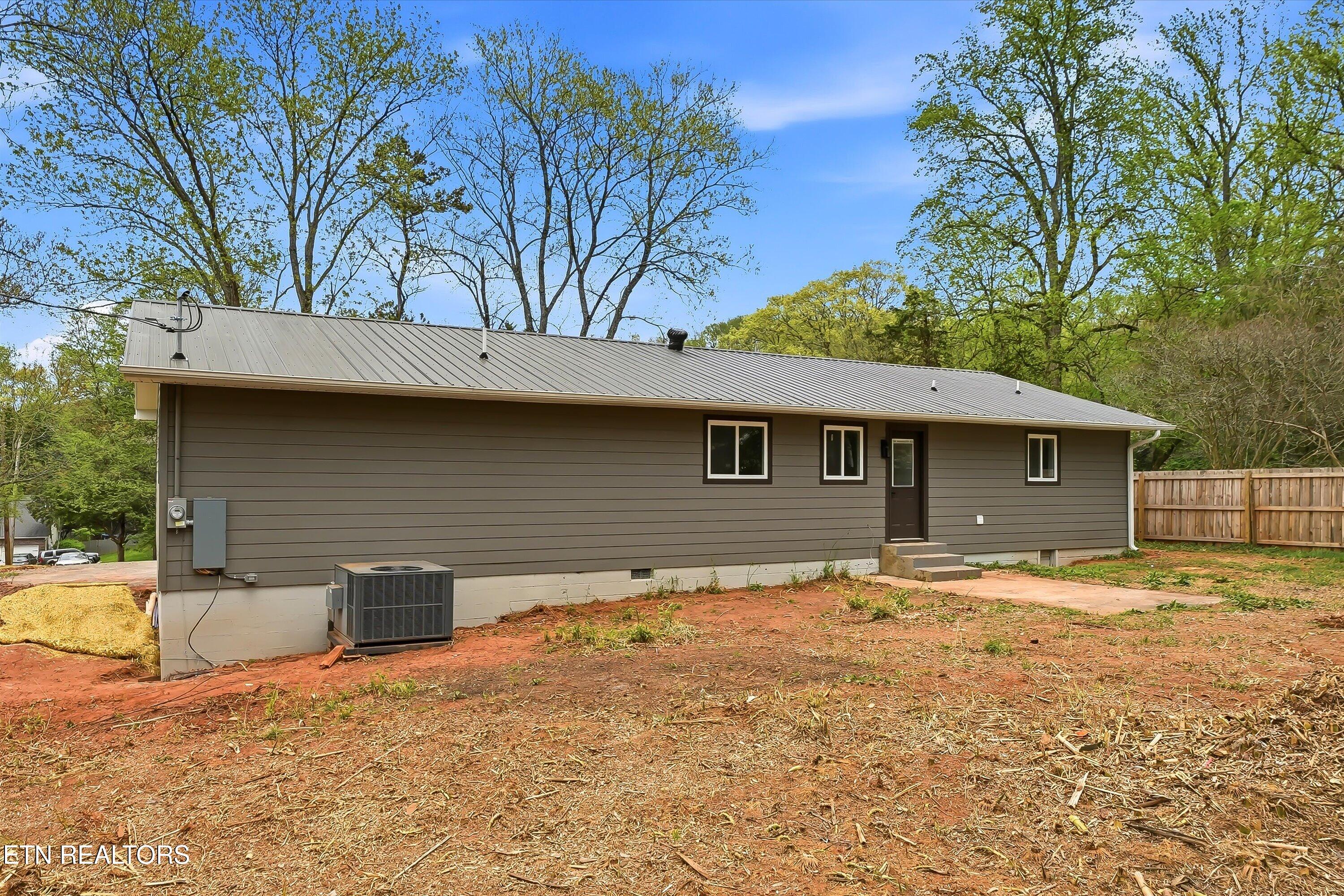 1717 Polkwright Lane Knoxville TN 37919