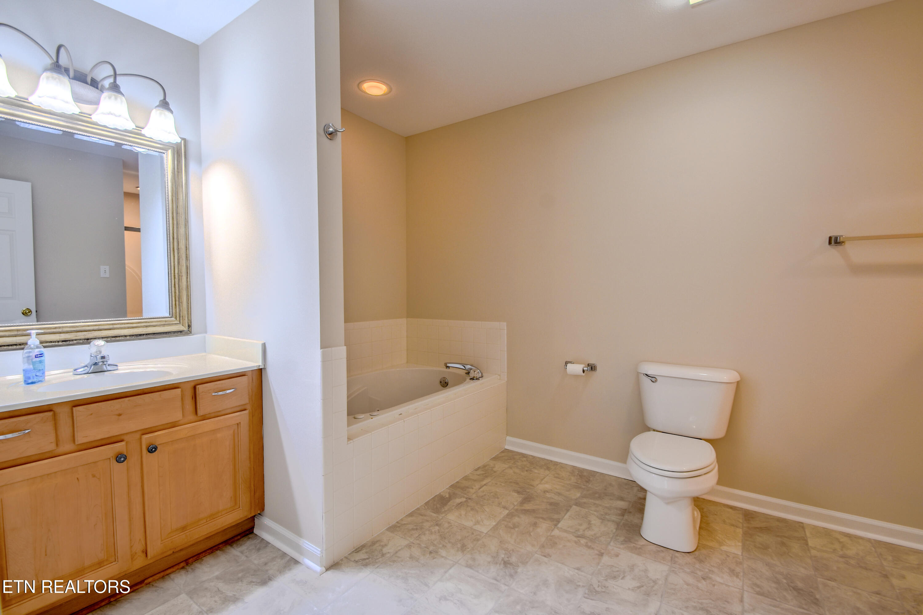 12768 Daisywood Drive Knoxville TN 37932