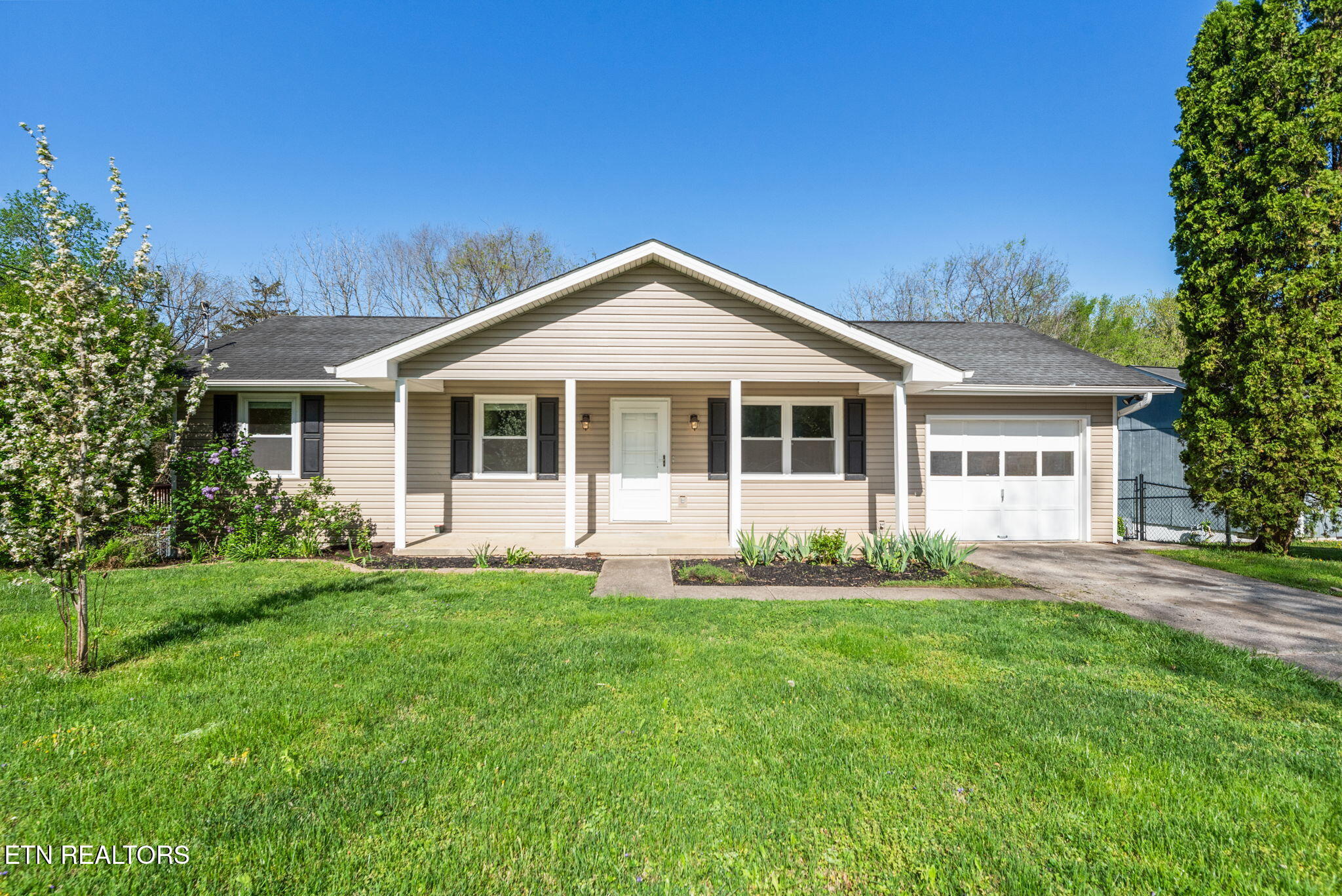 111 Terri Lane Oak Ridge TN 37830