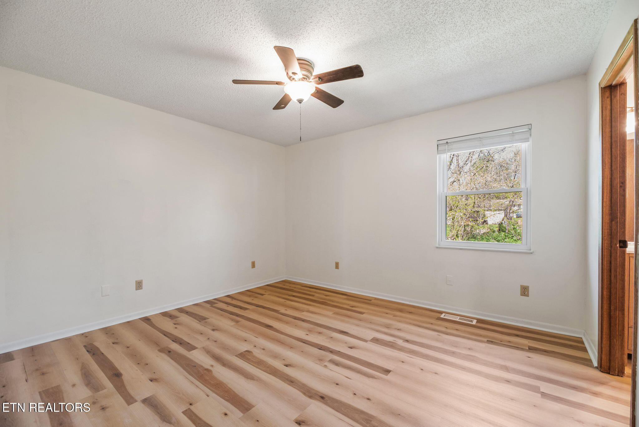 111 Terri Lane Oak Ridge TN 37830