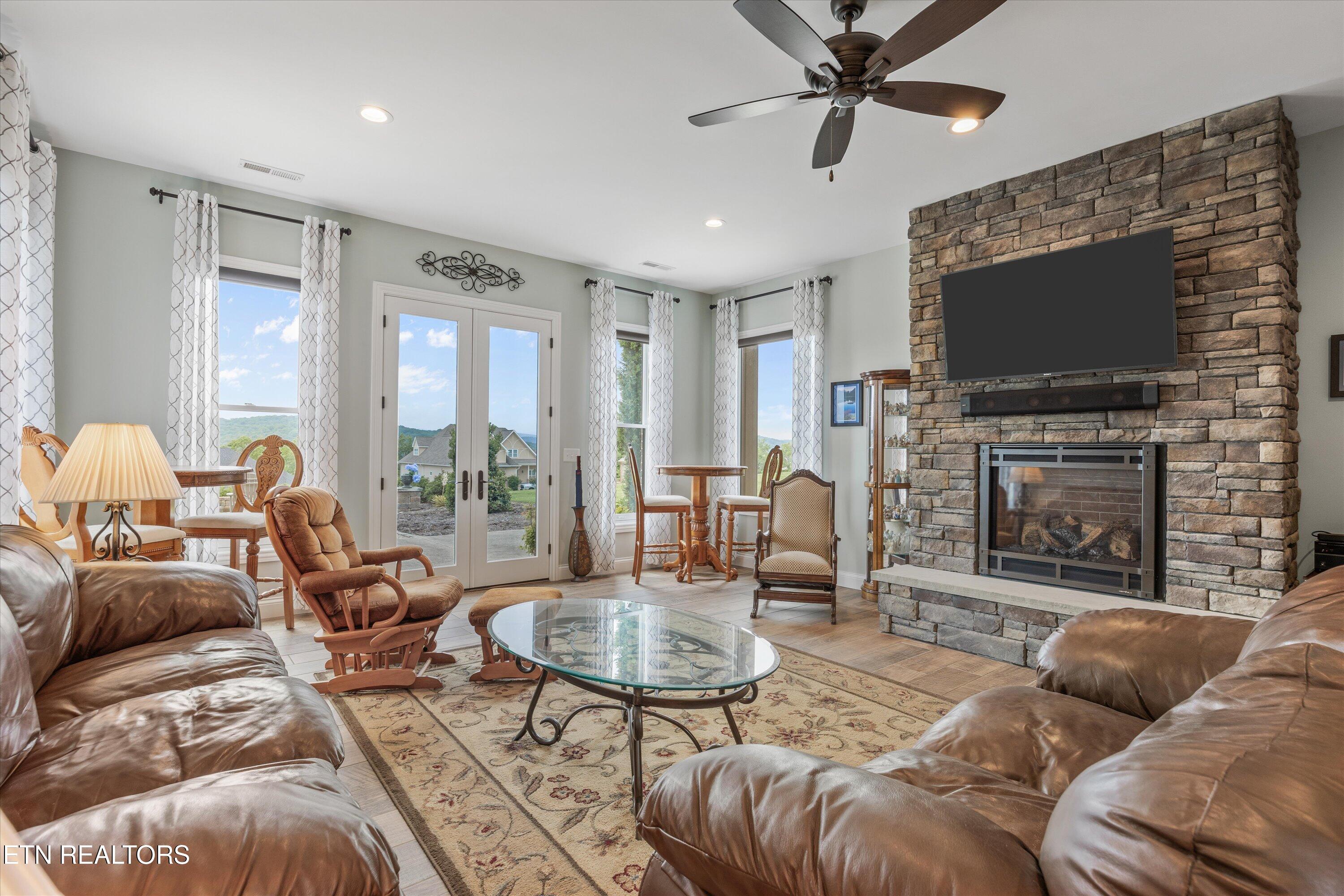 307 W Shore Drive Rockwood TN 37854