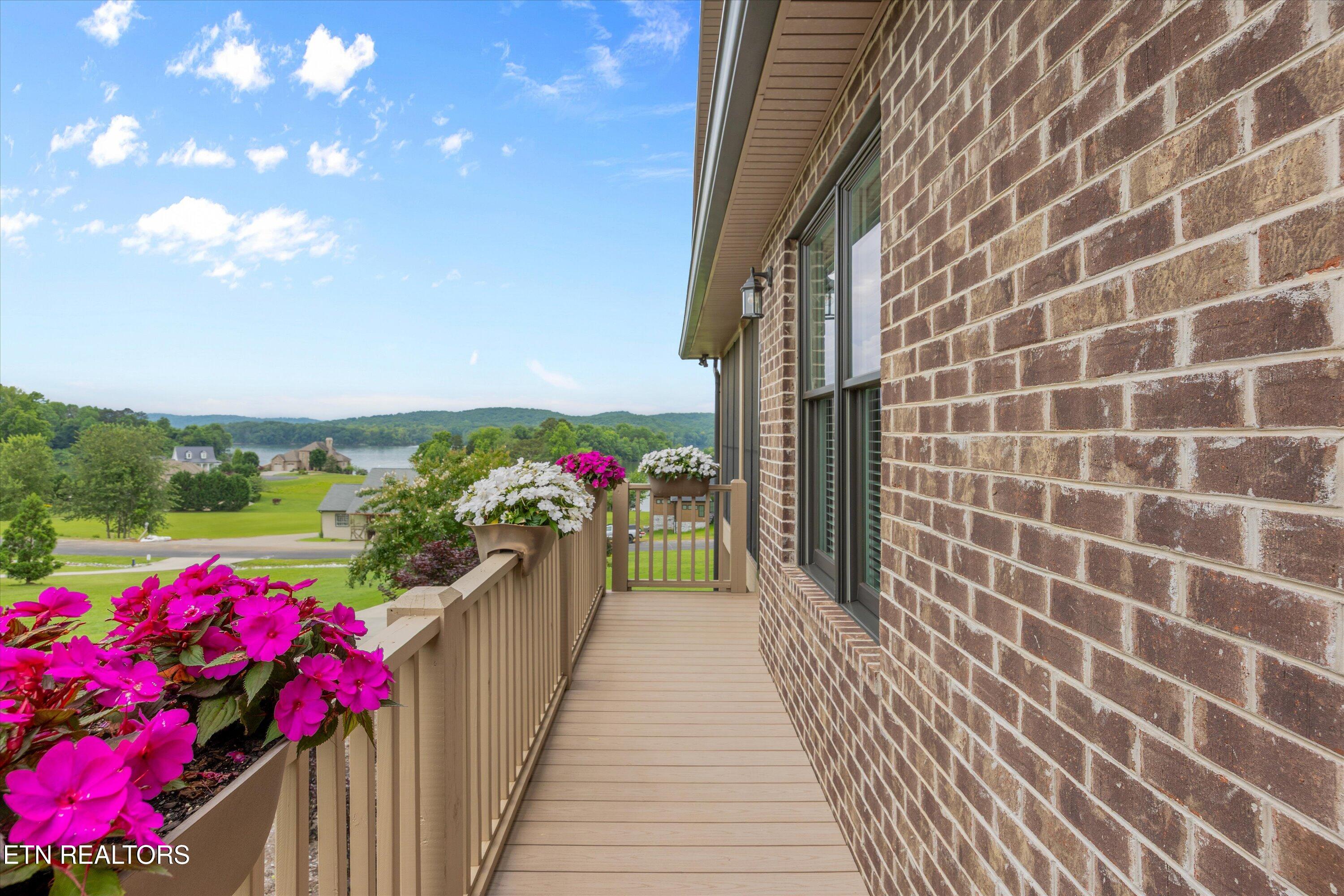 307 W Shore Drive Rockwood TN 37854