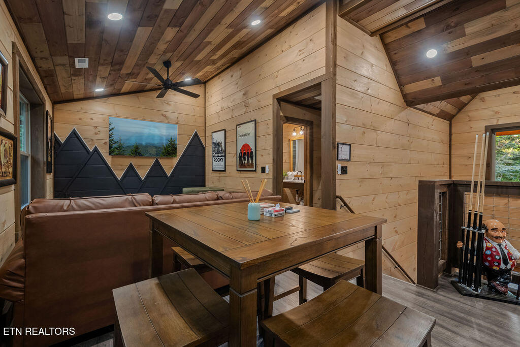 2320 Bogle Spring Loop Sevierville TN 37862