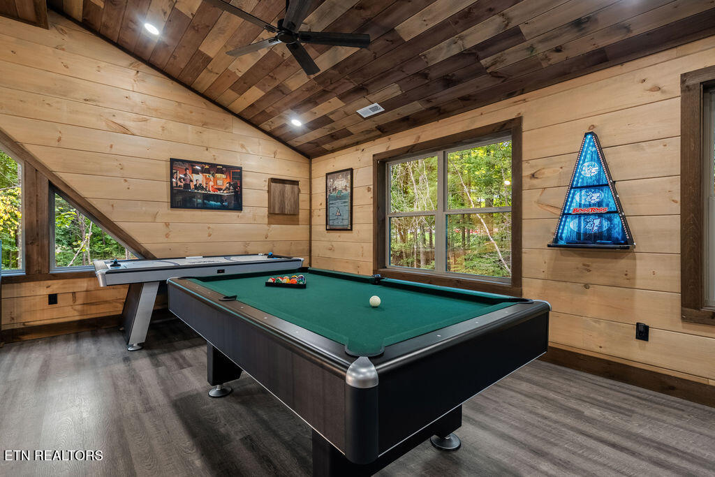 2320 Bogle Spring Loop Sevierville TN 37862