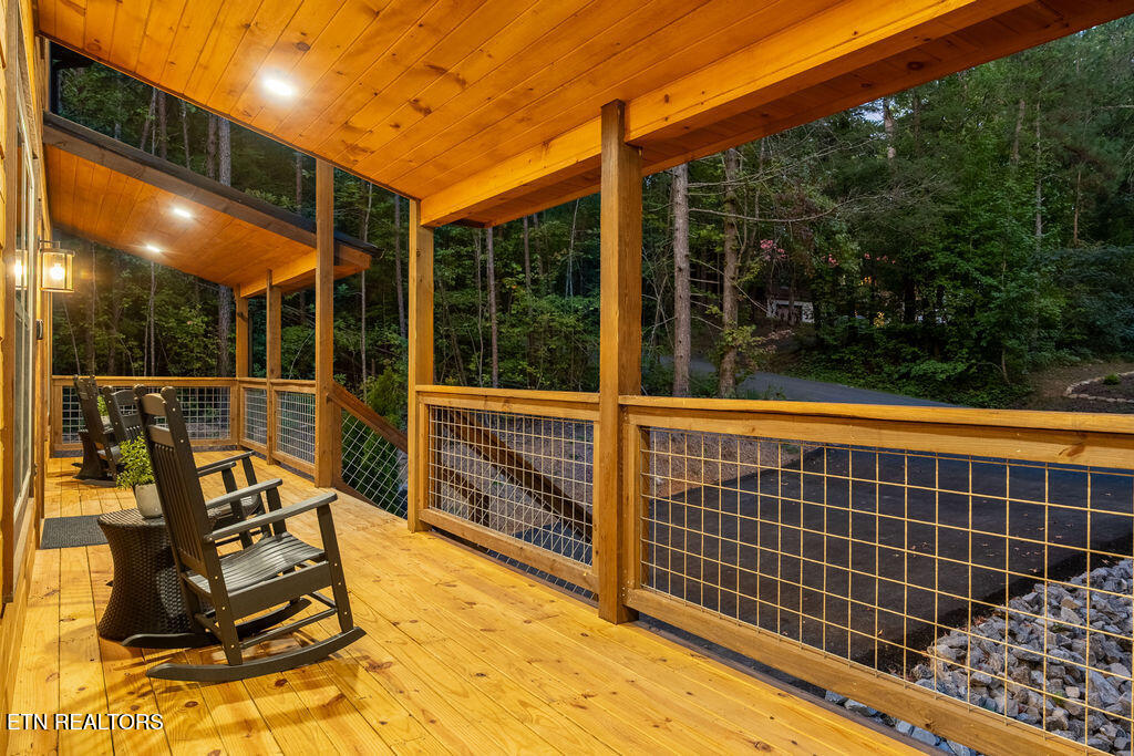 2320 Bogle Spring Loop Sevierville TN 37862