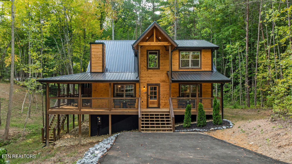 2320 Bogle Spring Loop Sevierville TN 37862