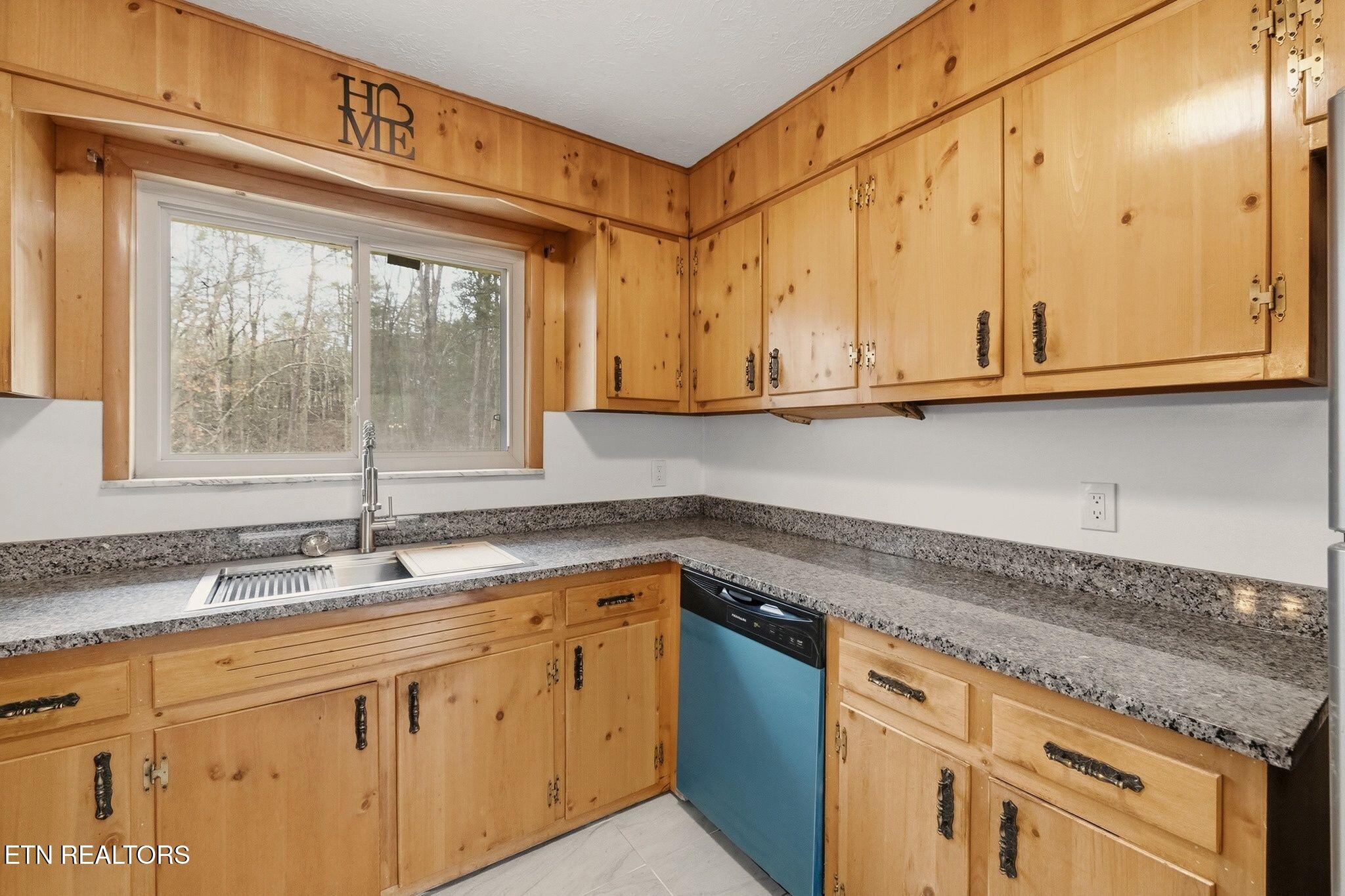 7346 Tomotley Road Maryville TN 37801