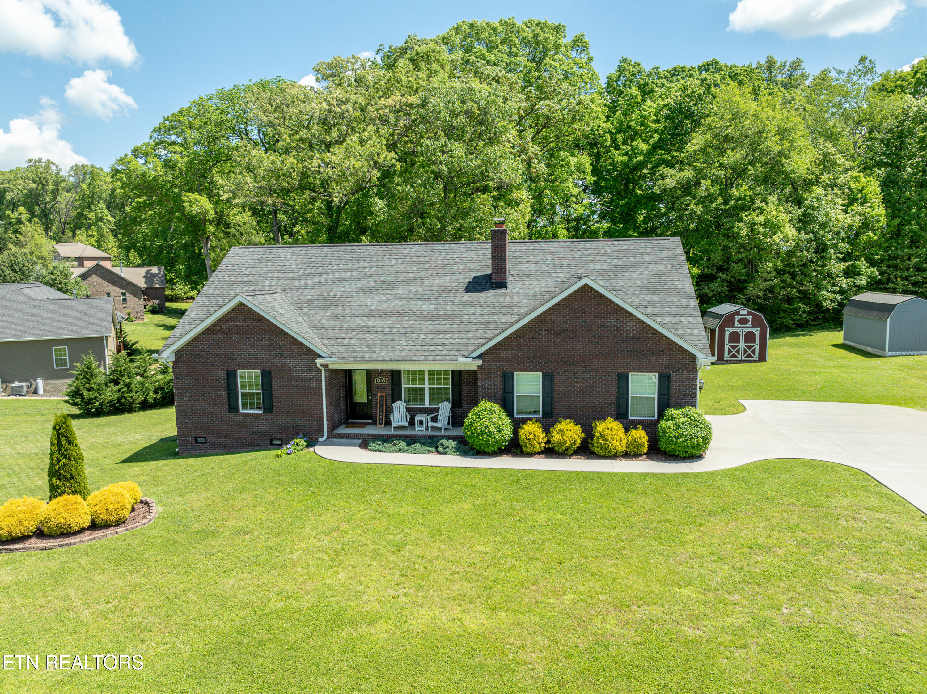 1303 Houston Springs Road Greenback TN 37742
