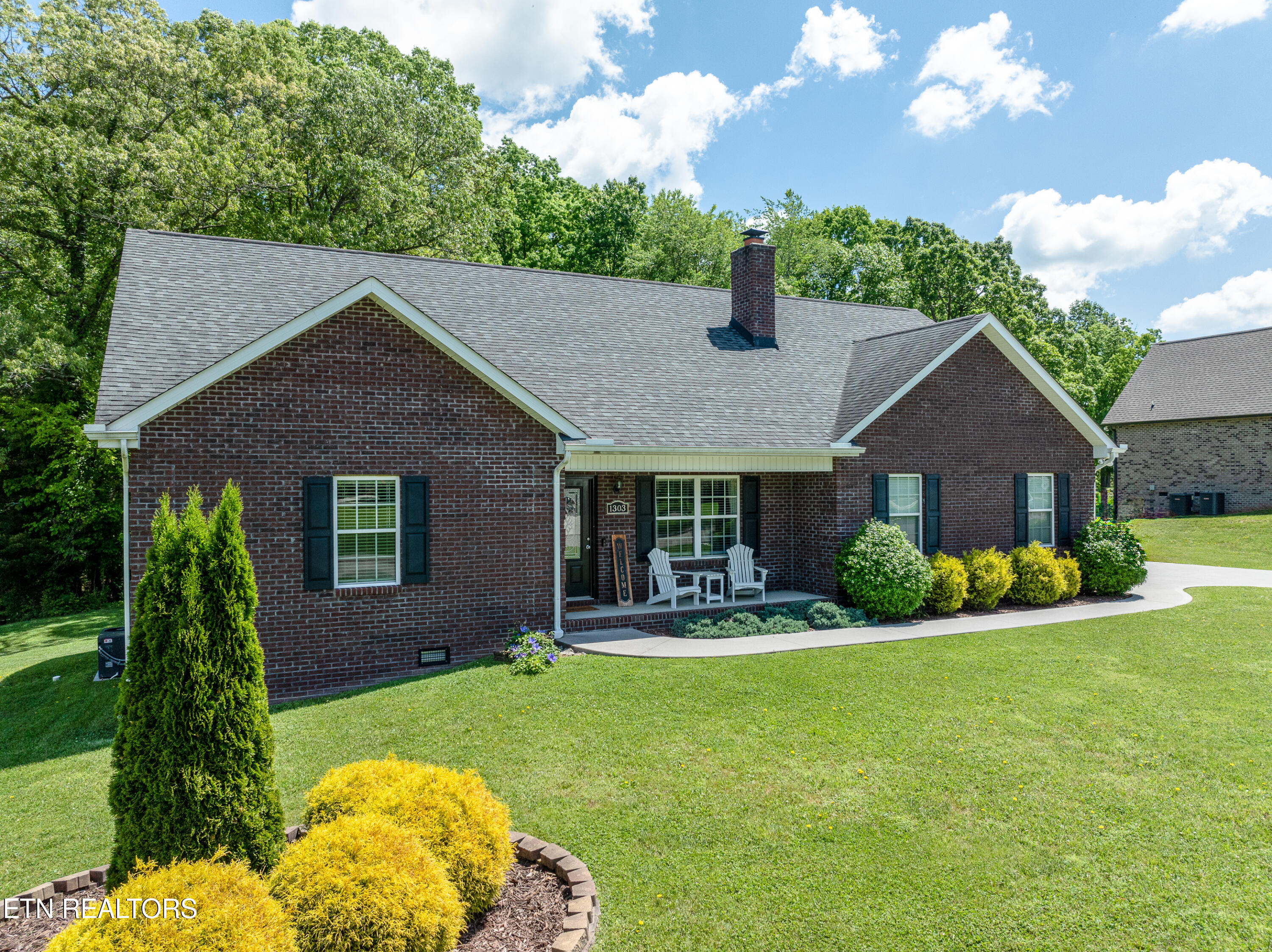 1303 Houston Springs Road Greenback TN 37742