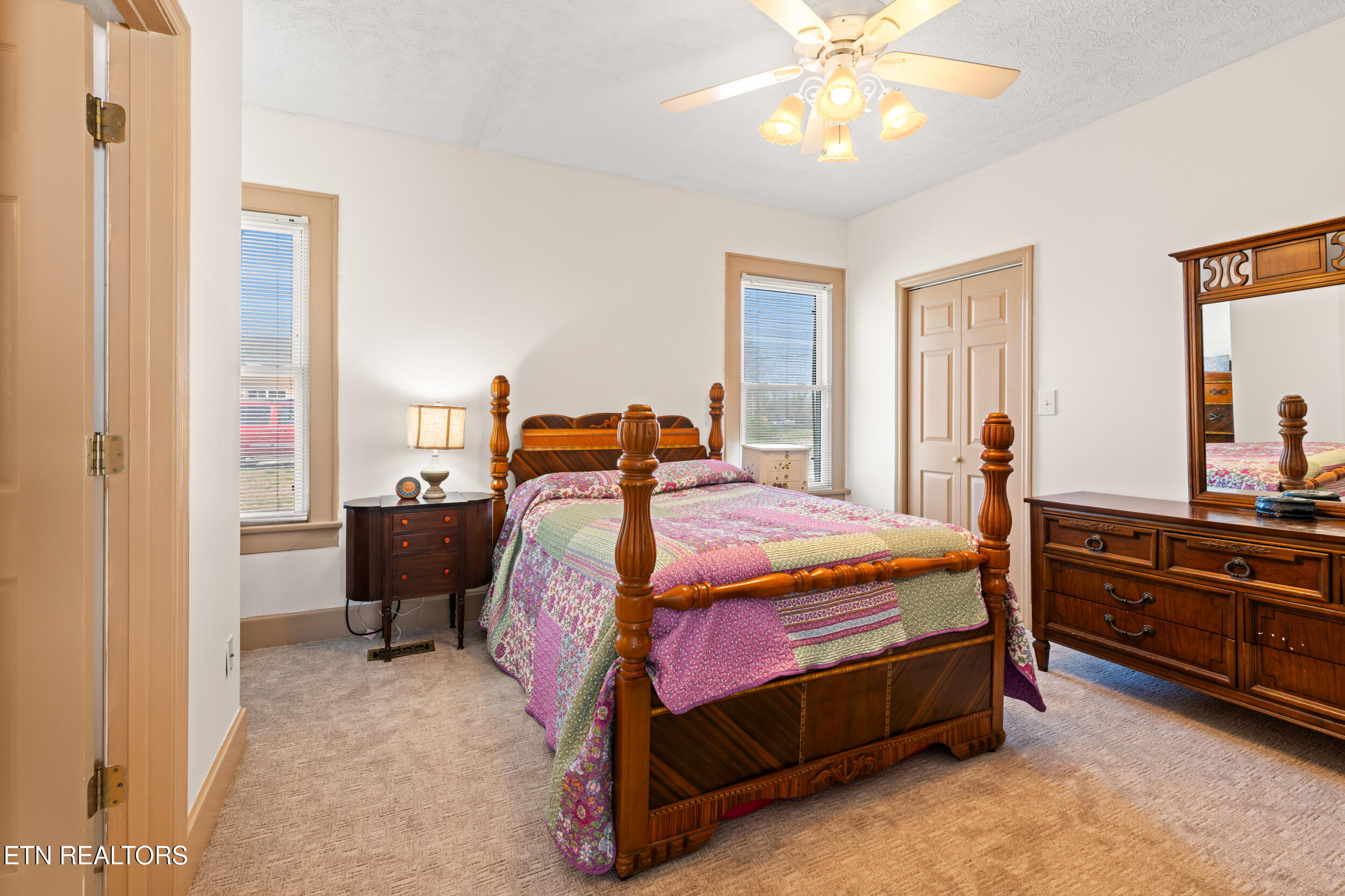 5012 Strawberry Plains Pike Knoxville TN 37914
