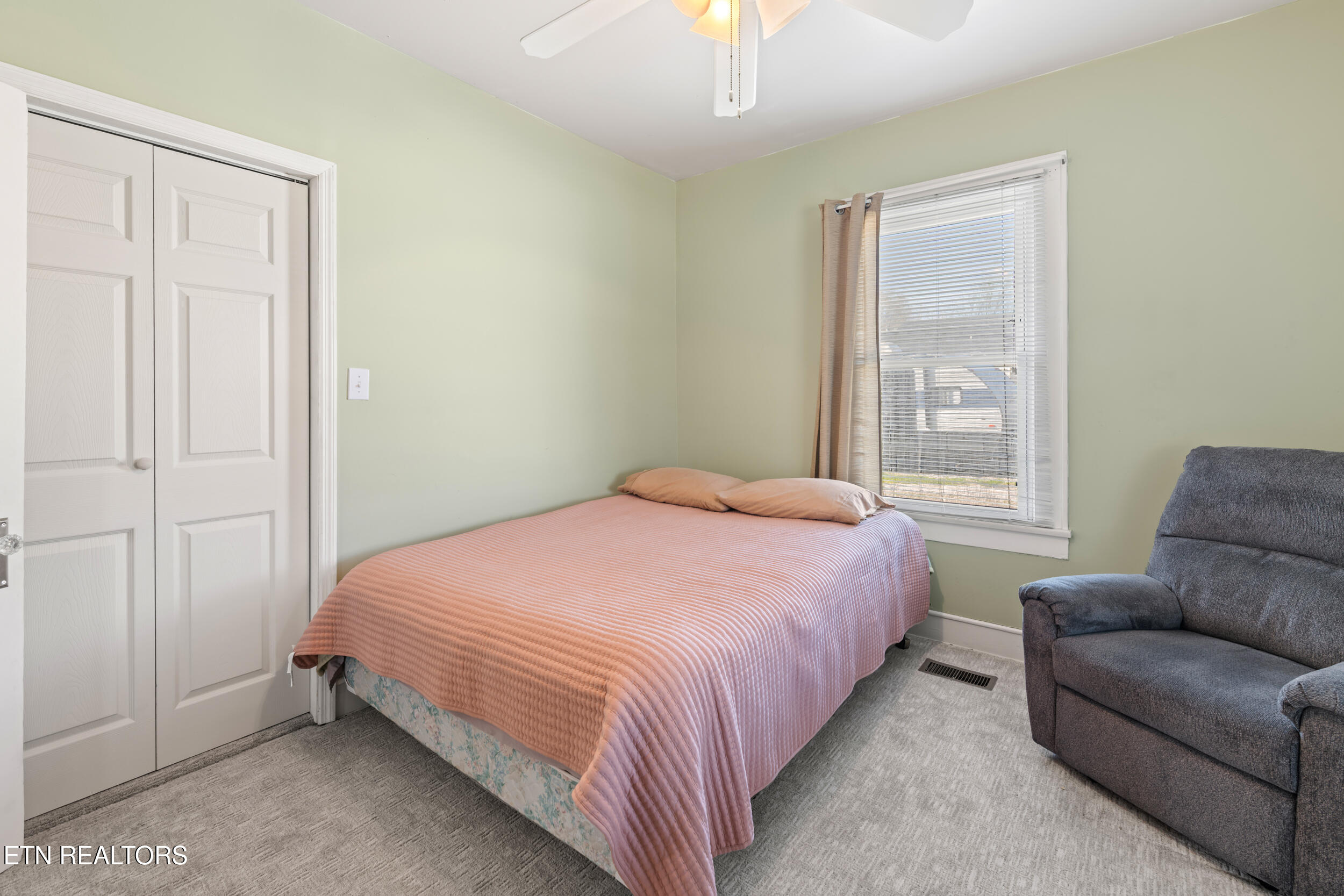 5012 Strawberry Plains Pike Knoxville TN 37914