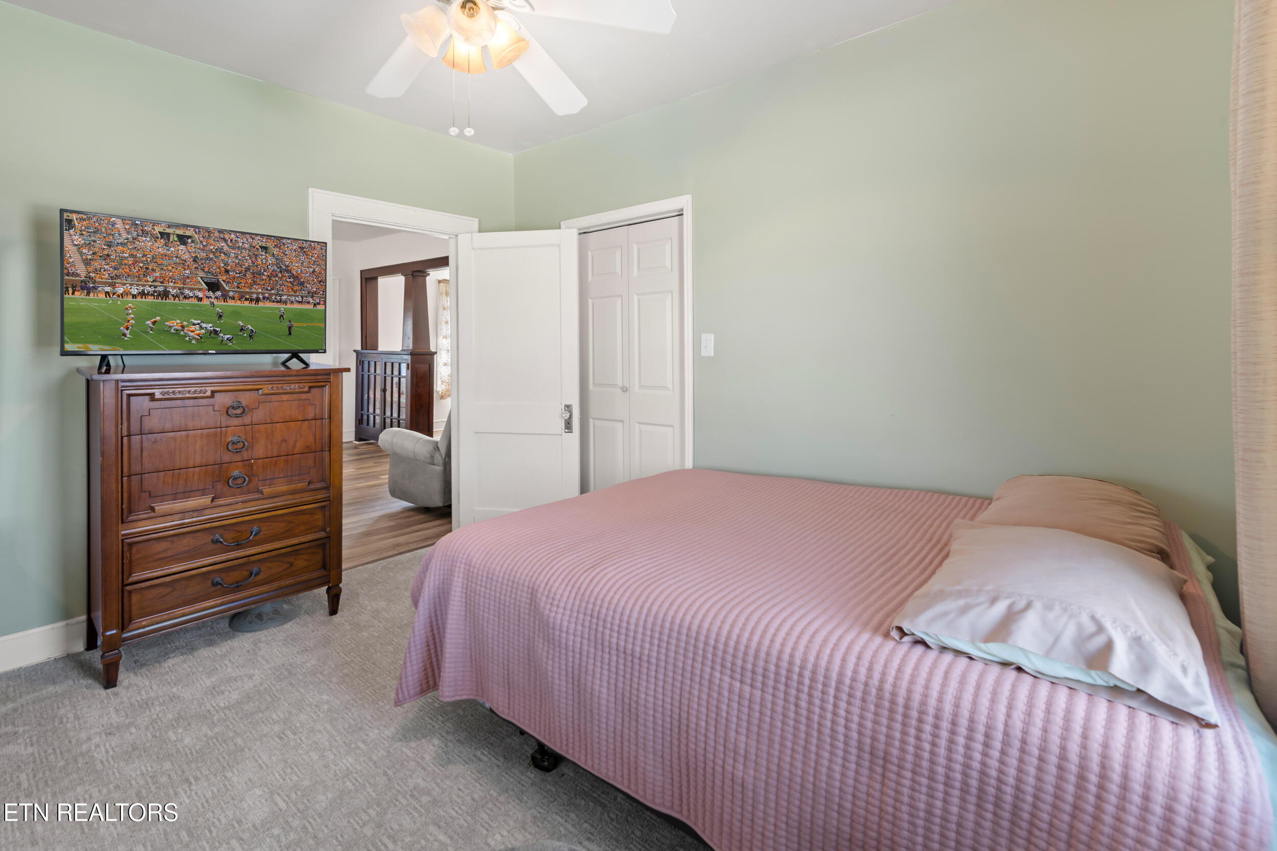 5012 Strawberry Plains Pike Knoxville TN 37914