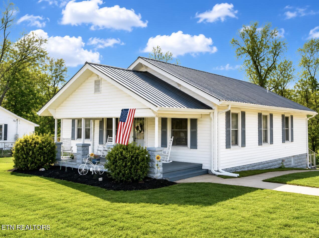 5012 Strawberry Plains Pike Knoxville TN 37914
