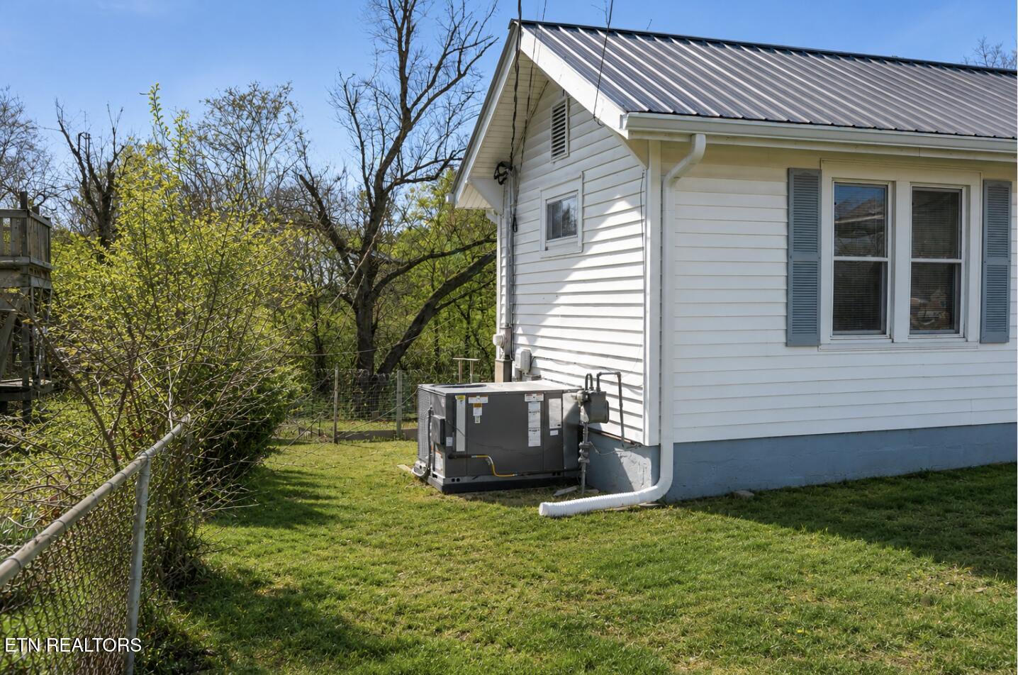5012 Strawberry Plains Pike Knoxville TN 37914