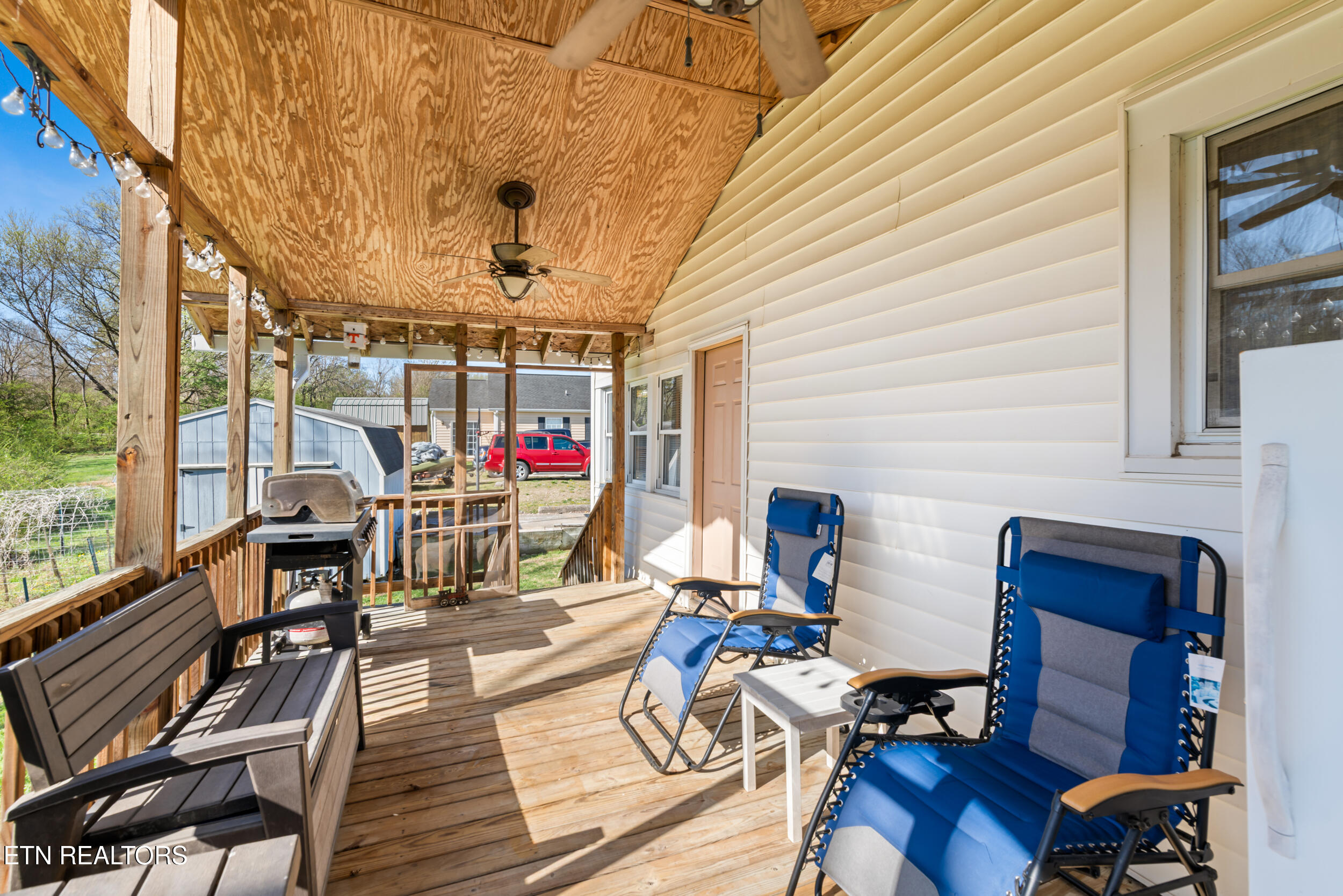 5012 Strawberry Plains Pike Knoxville TN 37914