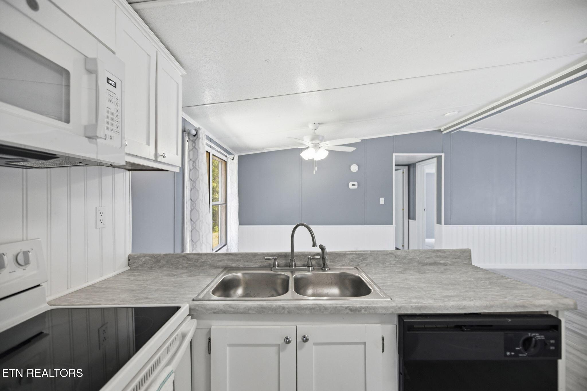 459 Happy Hollow Lane Sevierville TN 37876