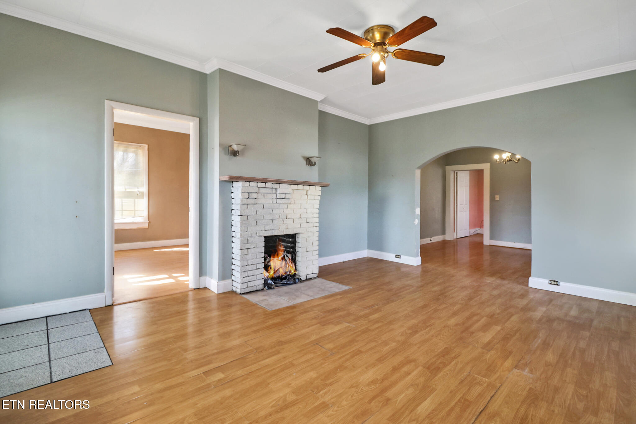 826 Mulberry Street Loudon TN 37774