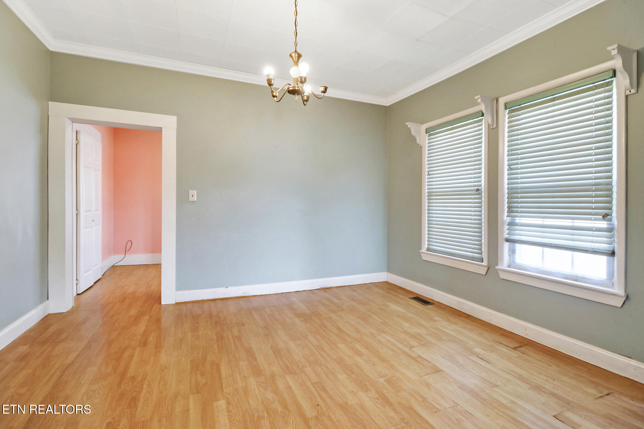 826 Mulberry Street Loudon TN 37774