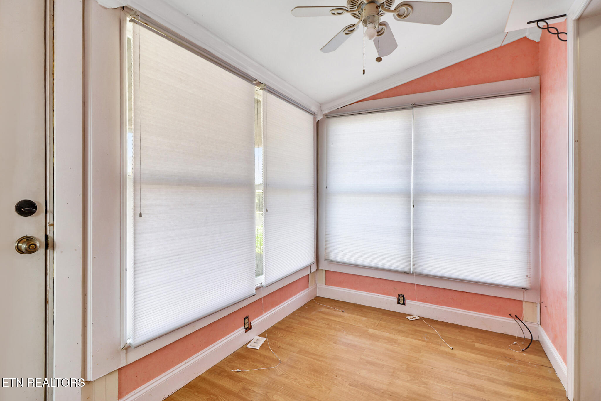 826 Mulberry Street Loudon TN 37774