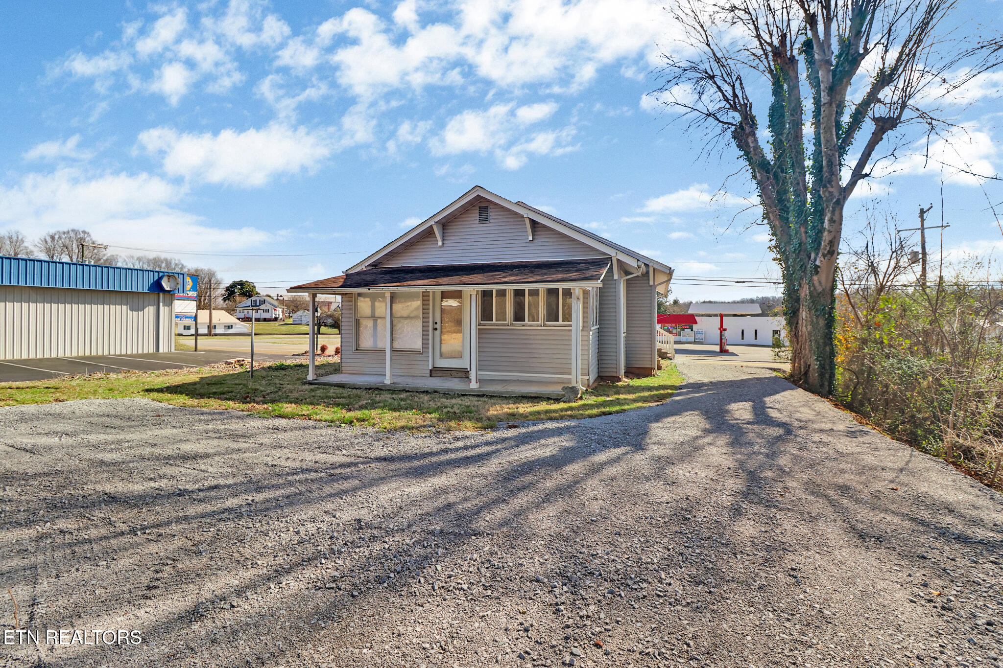 826 Mulberry Street Loudon TN 37774