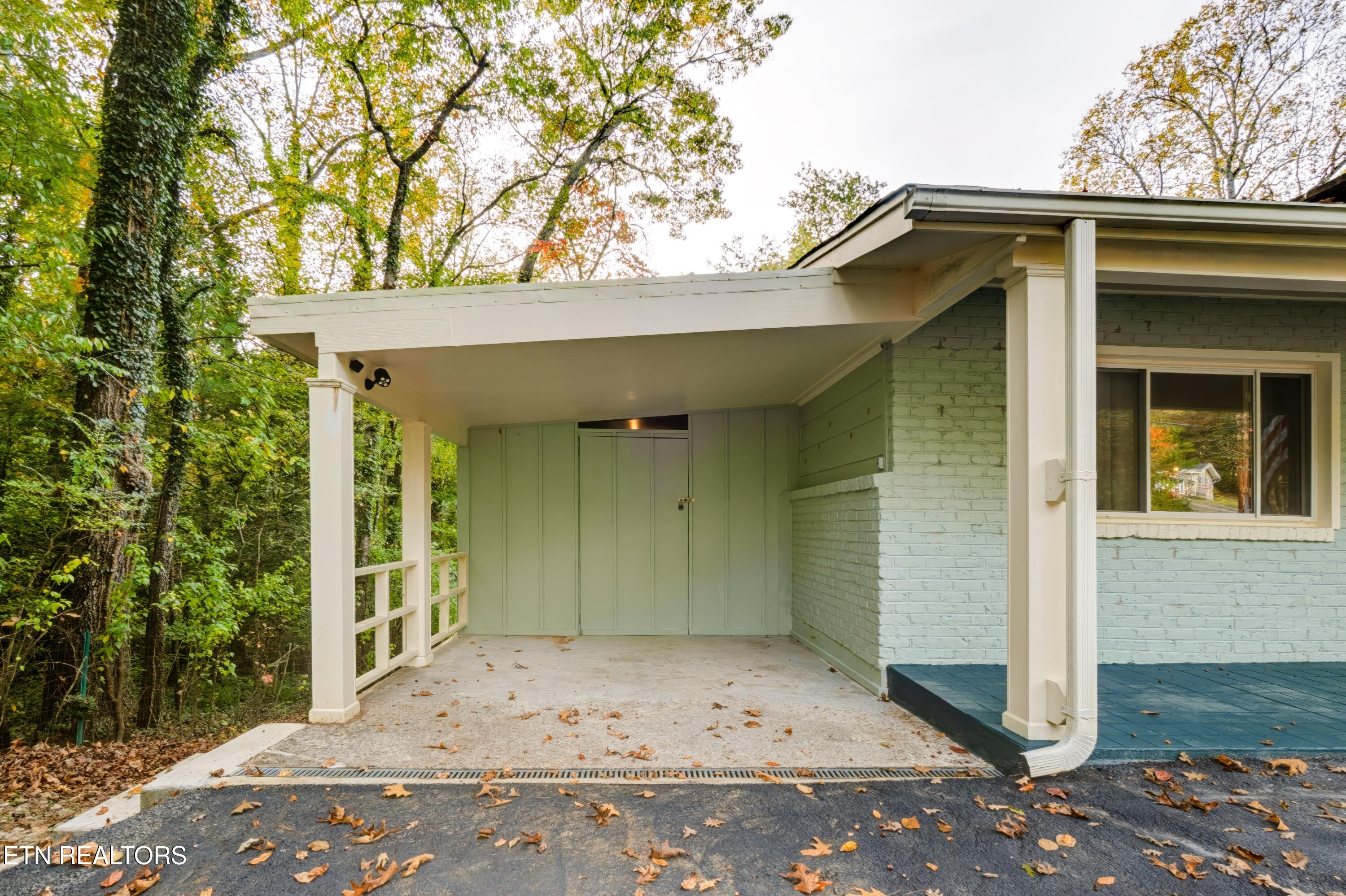 121 Nebraska Avenue Oak Ridge TN 37830
