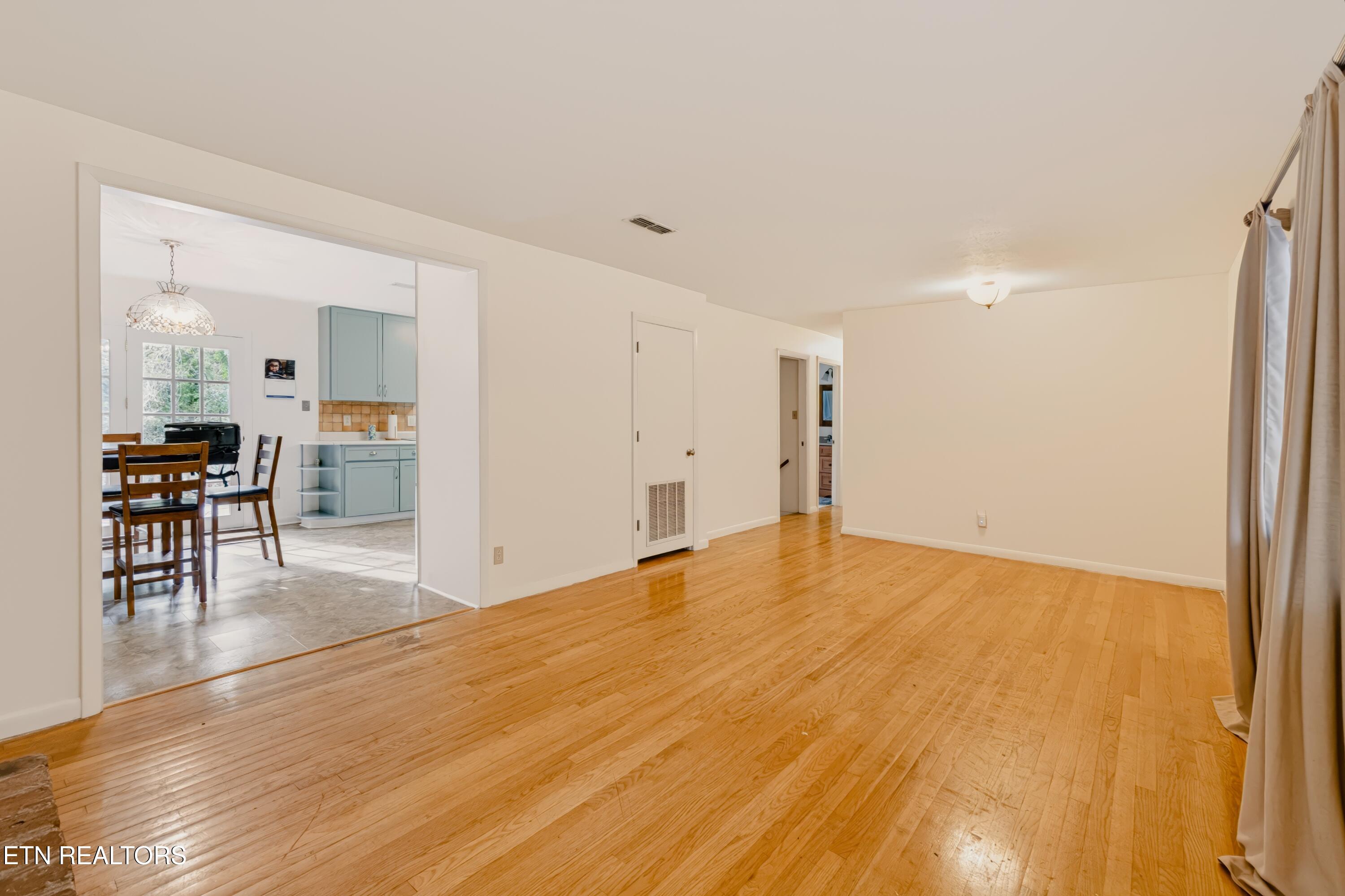 121 Nebraska Avenue Oak Ridge TN 37830