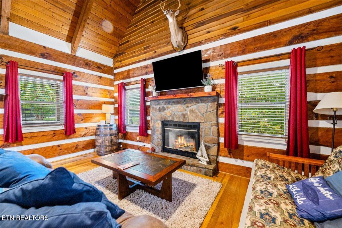 835 Jim Lee Ridge Road Lafollette TN 37766