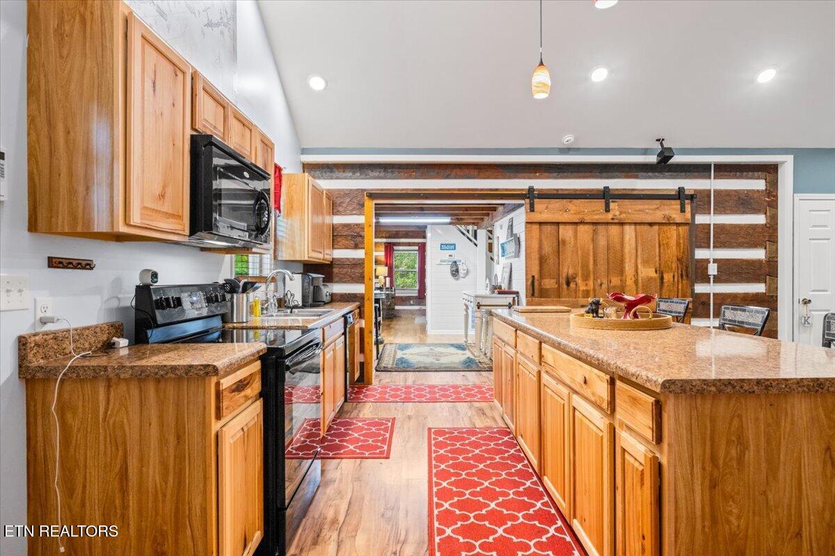 835 Jim Lee Ridge Road Lafollette TN 37766