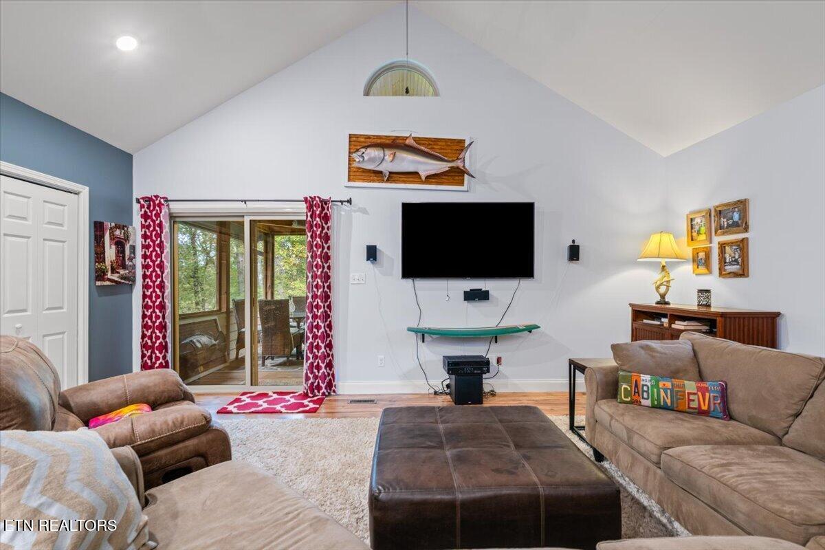 835 Jim Lee Ridge Road Lafollette TN 37766
