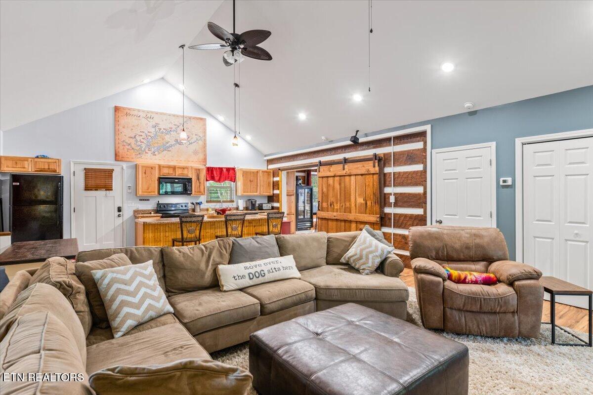 835 Jim Lee Ridge Road Lafollette TN 37766