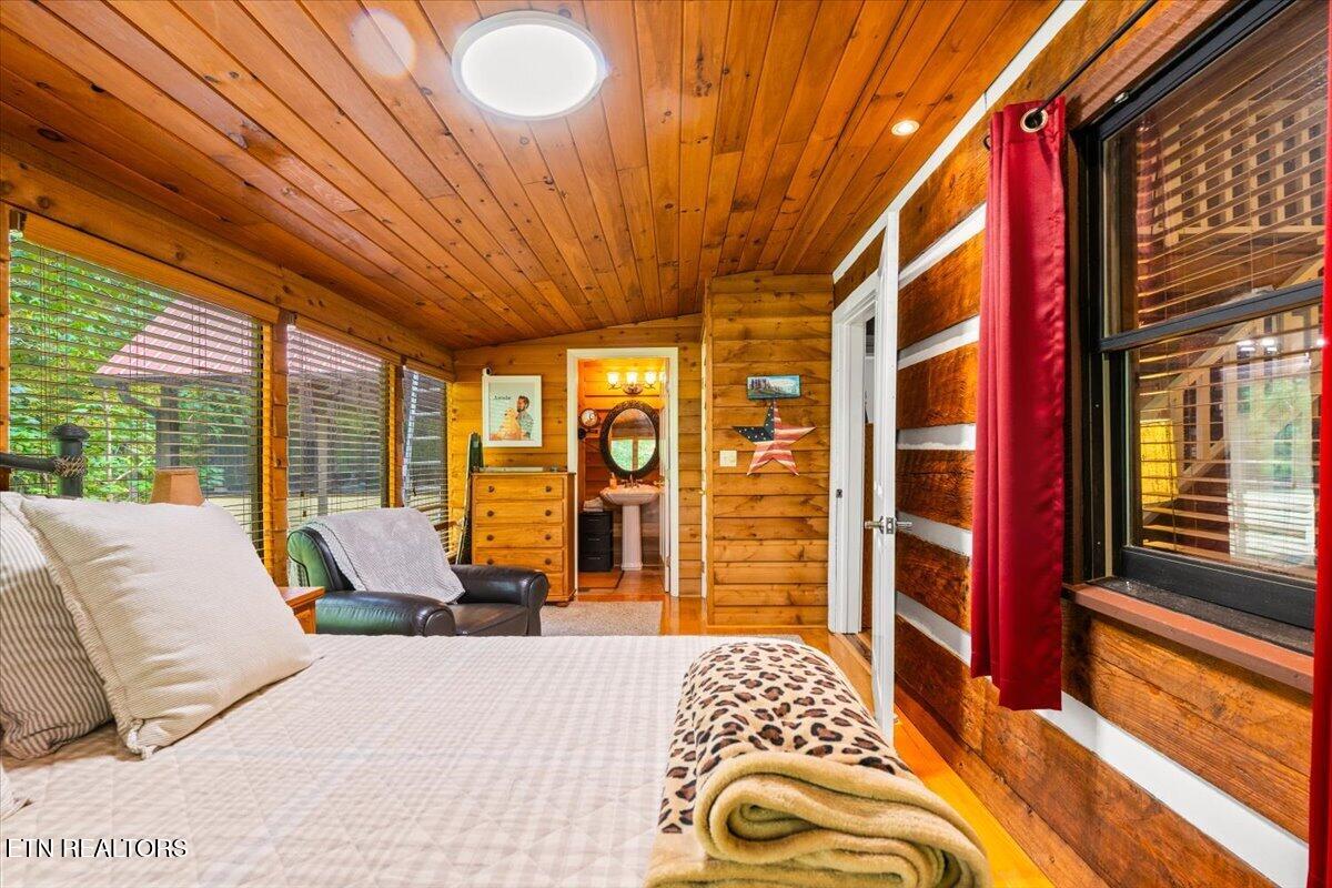 835 Jim Lee Ridge Road Lafollette TN 37766