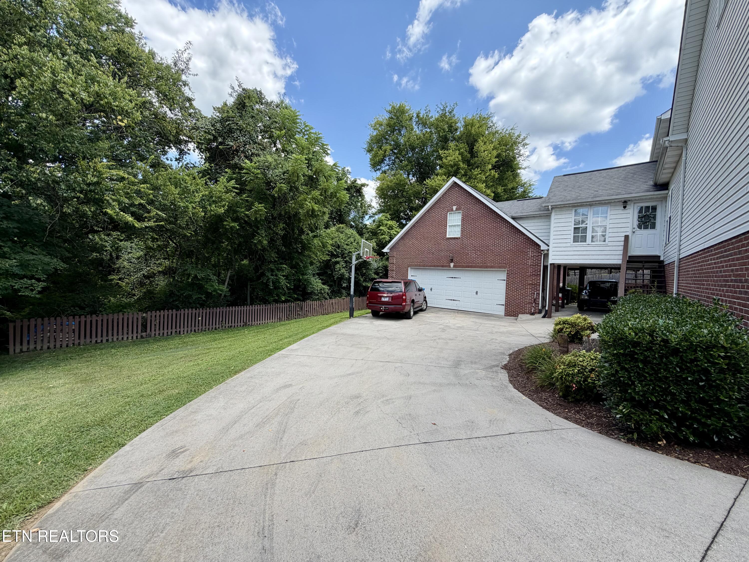 4822 Ivy Rose Drive Knoxville TN 37918