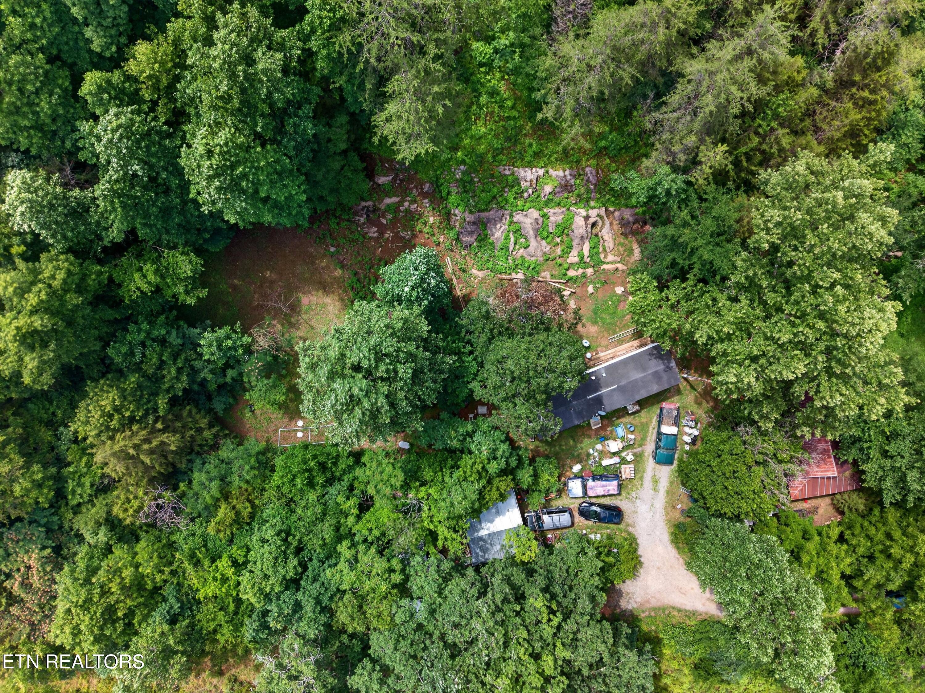 2087 Bullen Valley Road Thorn Hill TN 37881