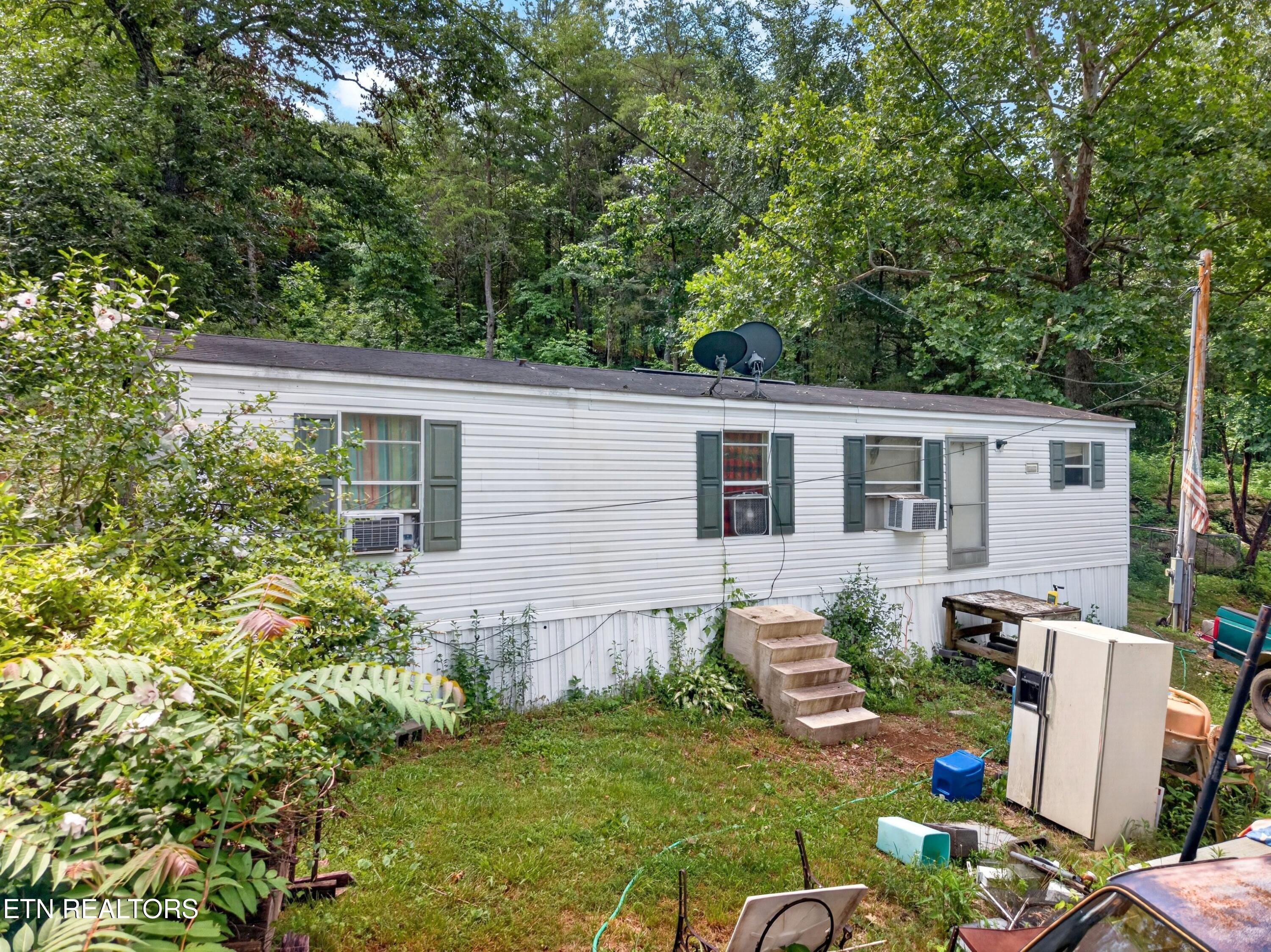 2087 Bullen Valley Road Thorn Hill TN 37881