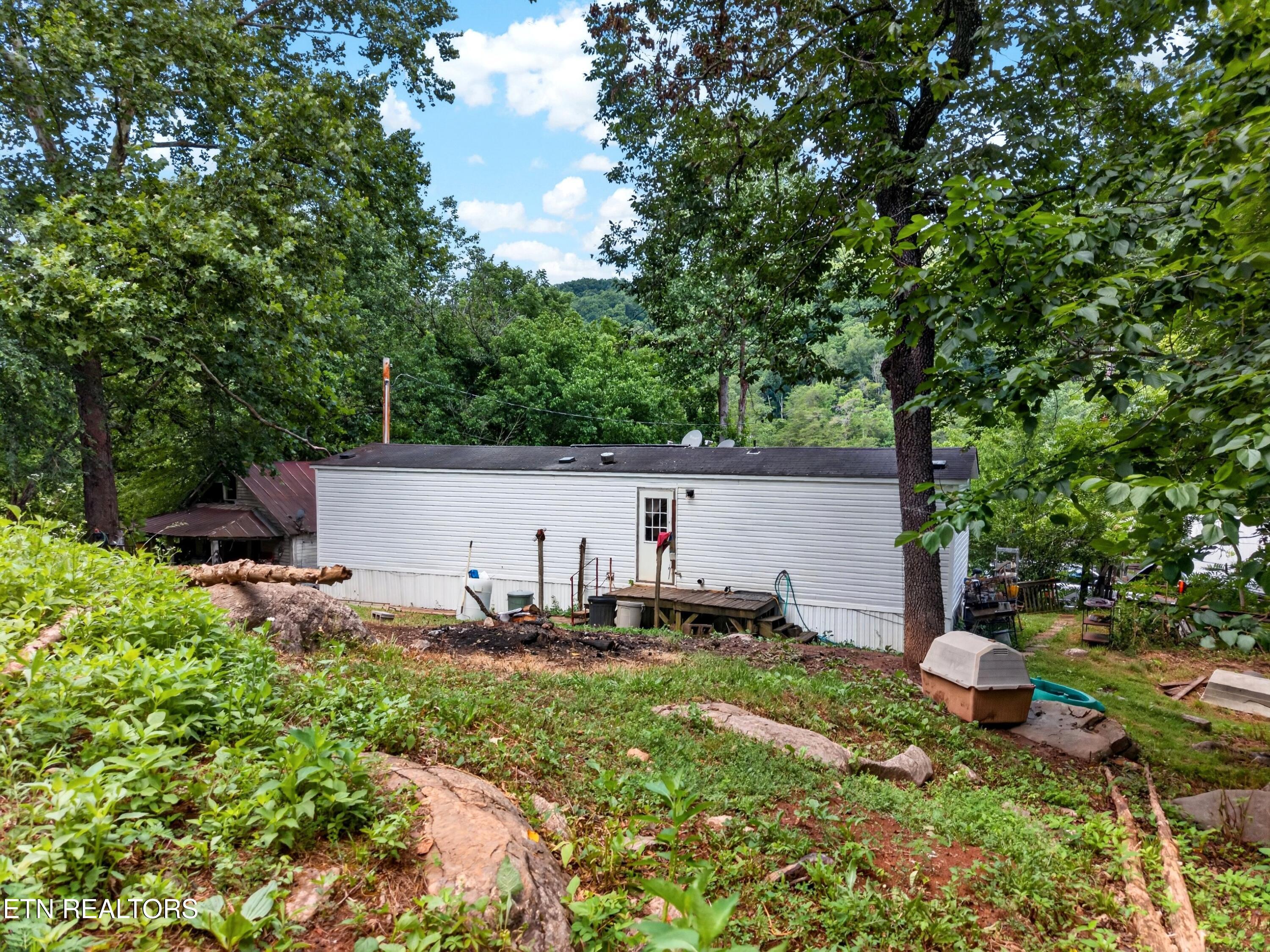 2087 Bullen Valley Road Thorn Hill TN 37881