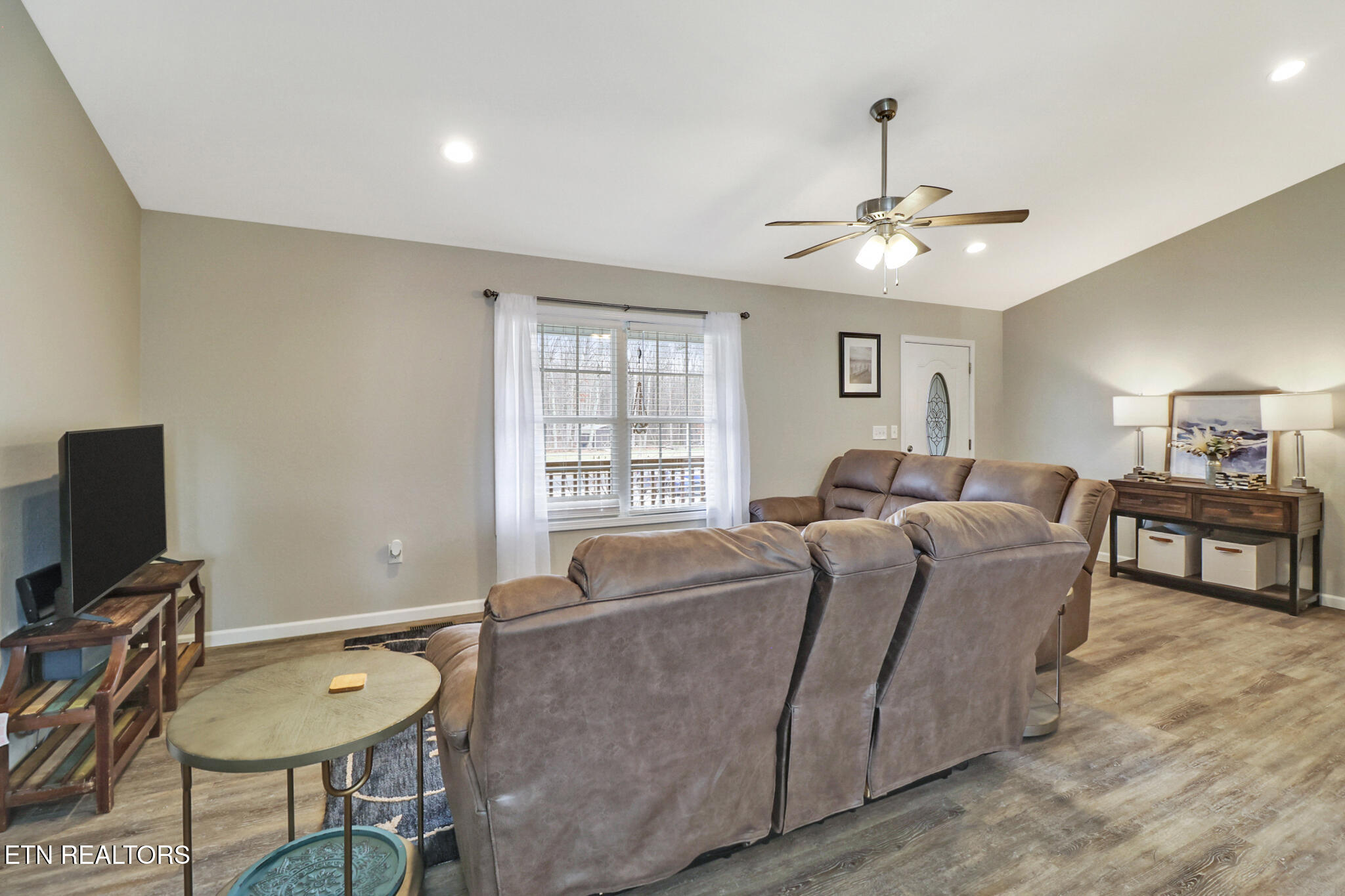 414 St Anthony Drive Jamestown TN 38556