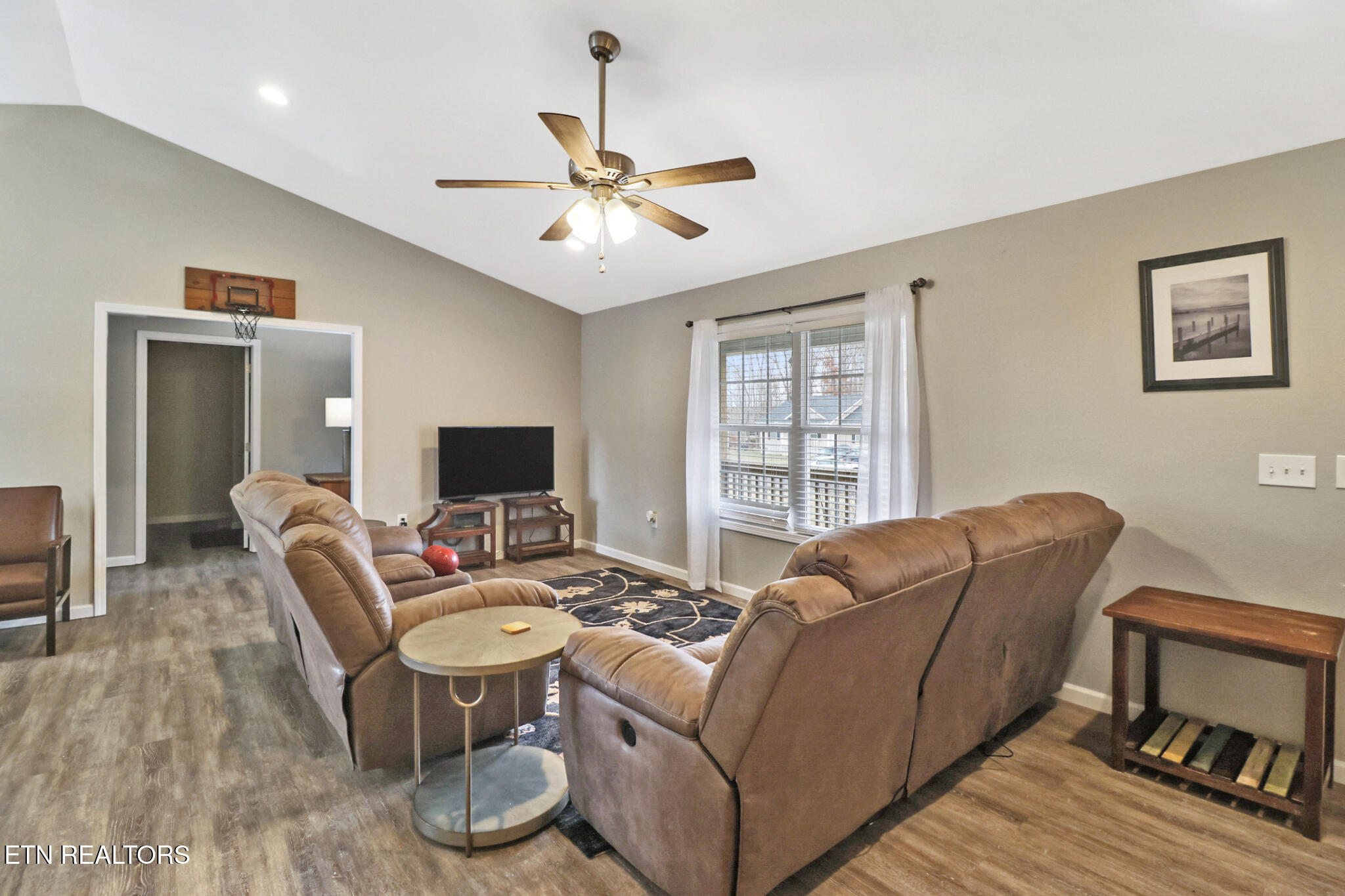 414 St Anthony Drive Jamestown TN 38556