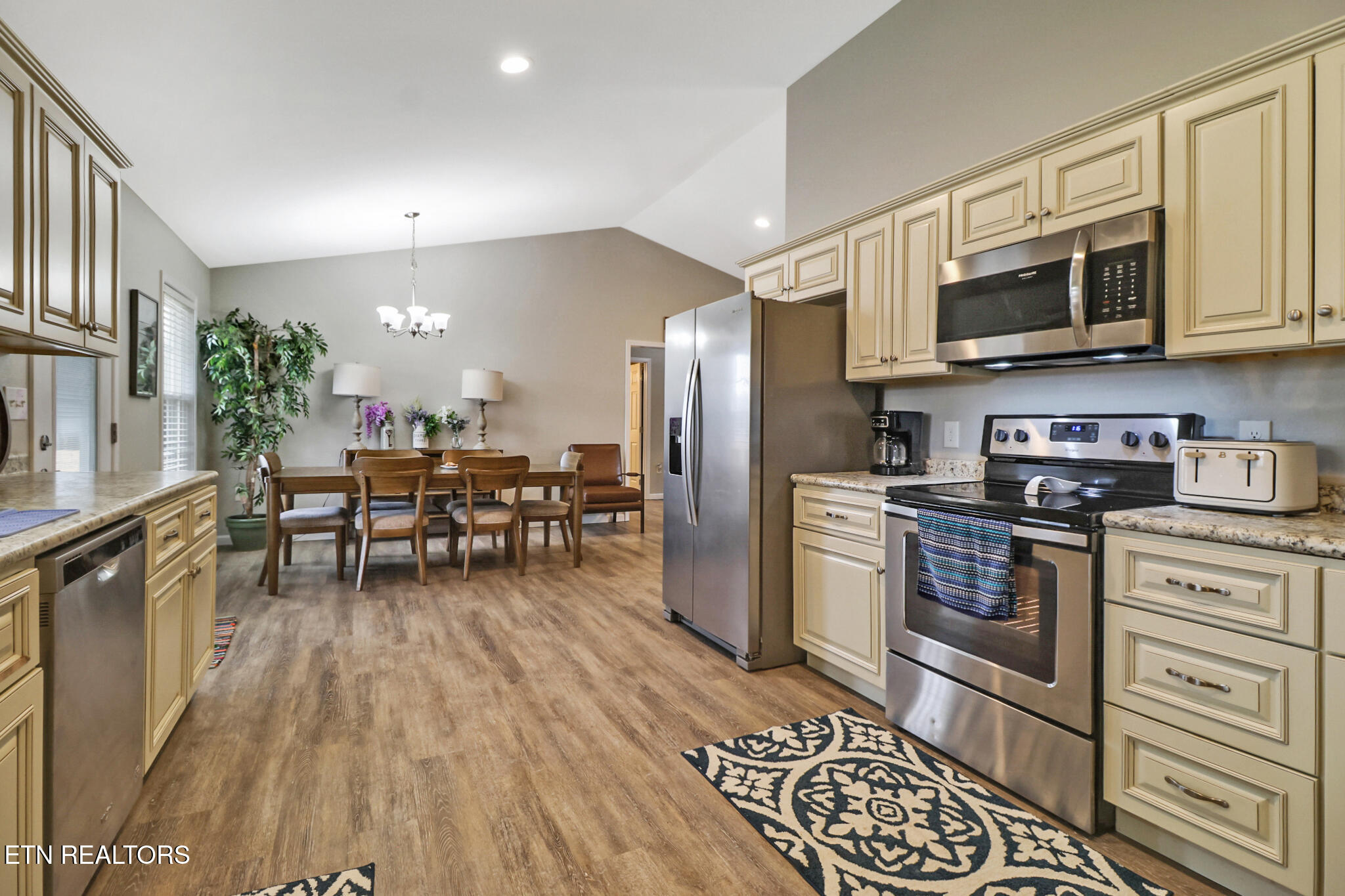 414 St Anthony Drive Jamestown TN 38556
