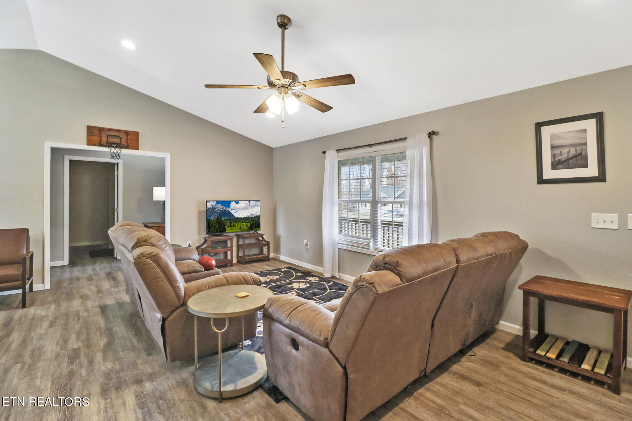 414 St Anthony Drive Jamestown TN 38556