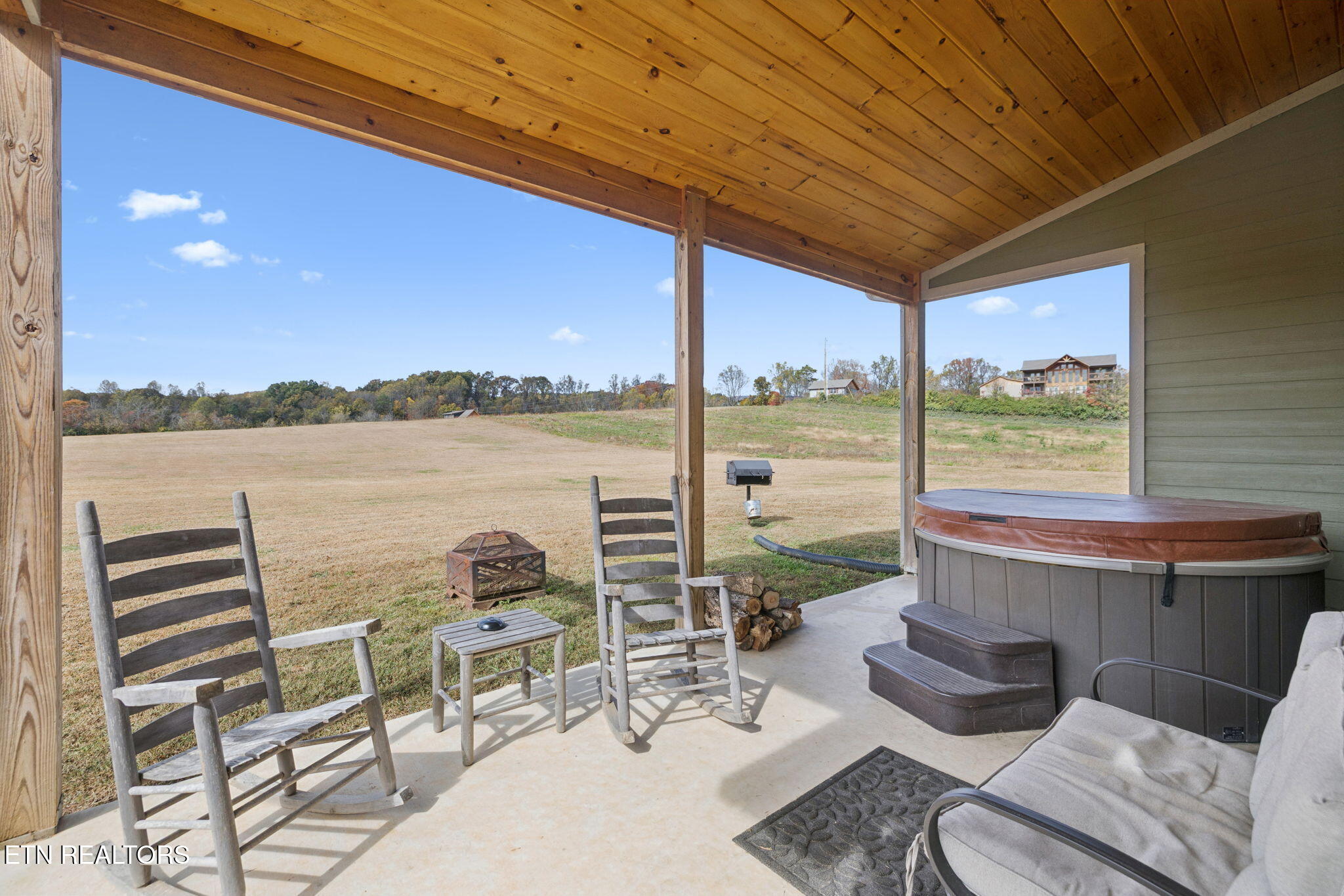 3871 Holders Grove Road Cosby TN 37722