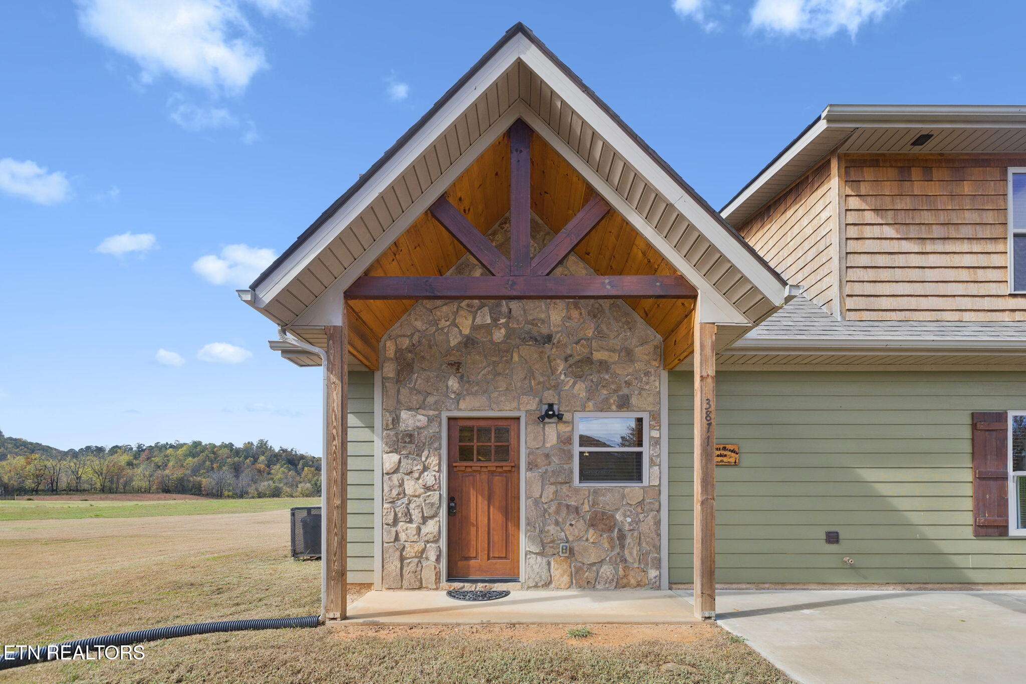 3871 Holders Grove Road Cosby TN 37722