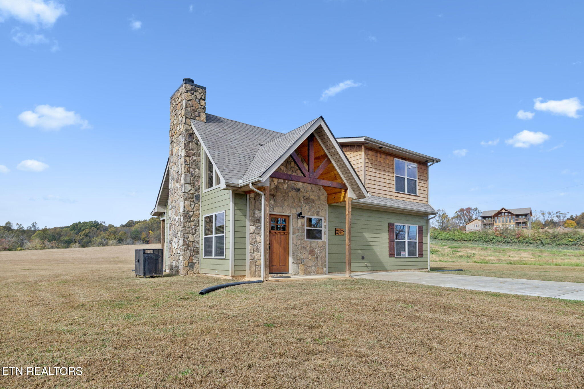 3871 Holders Grove Road Cosby TN 37722