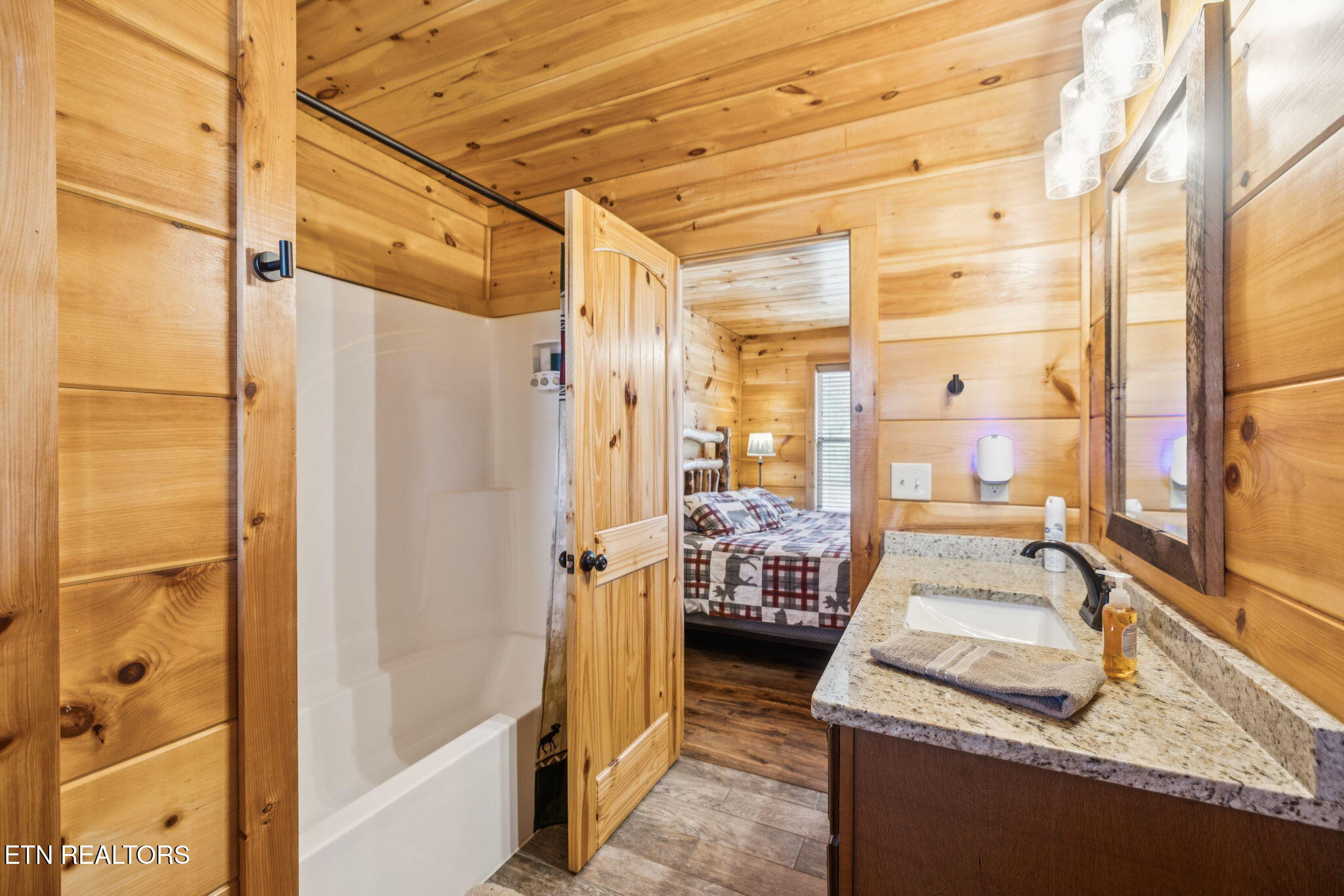 3871 Holders Grove Road Cosby TN 37722