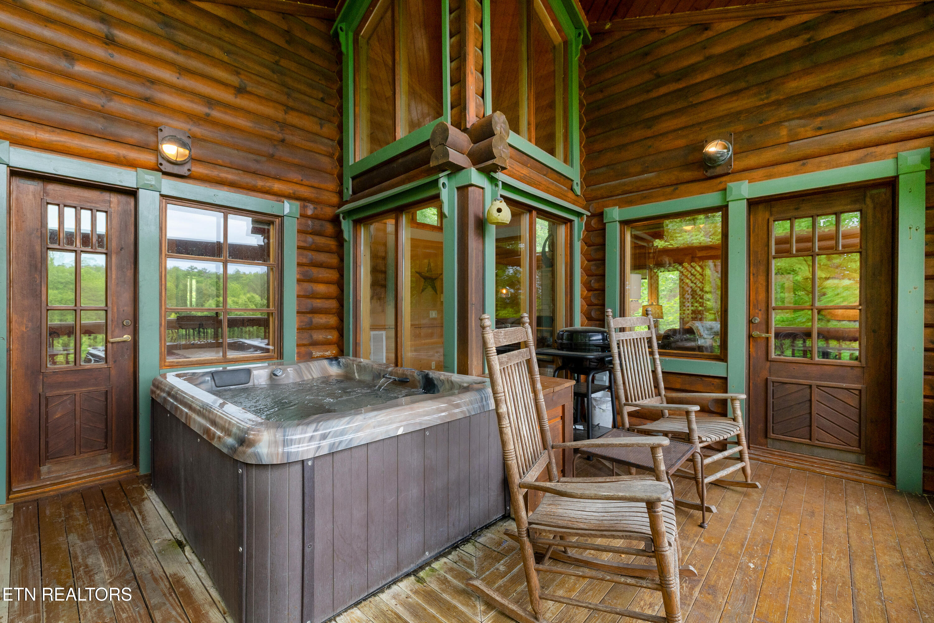 1614 Ridgecrest Drive Sevierville TN 37876