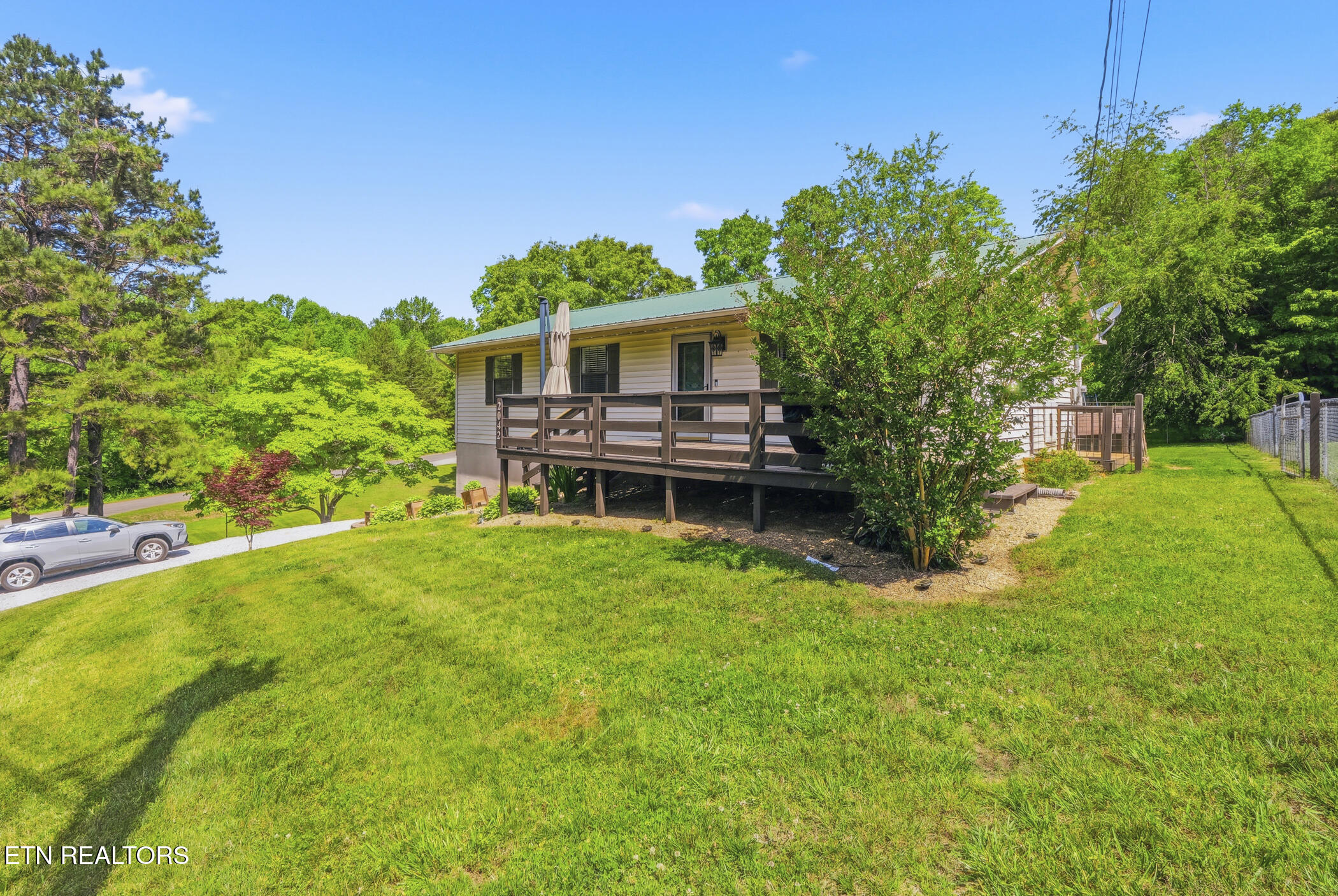 2042 Deerfield Circle New Market TN 37820
