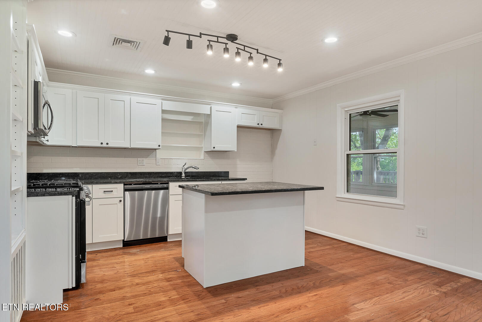 1223 Everett Avenue Maryville TN 37804