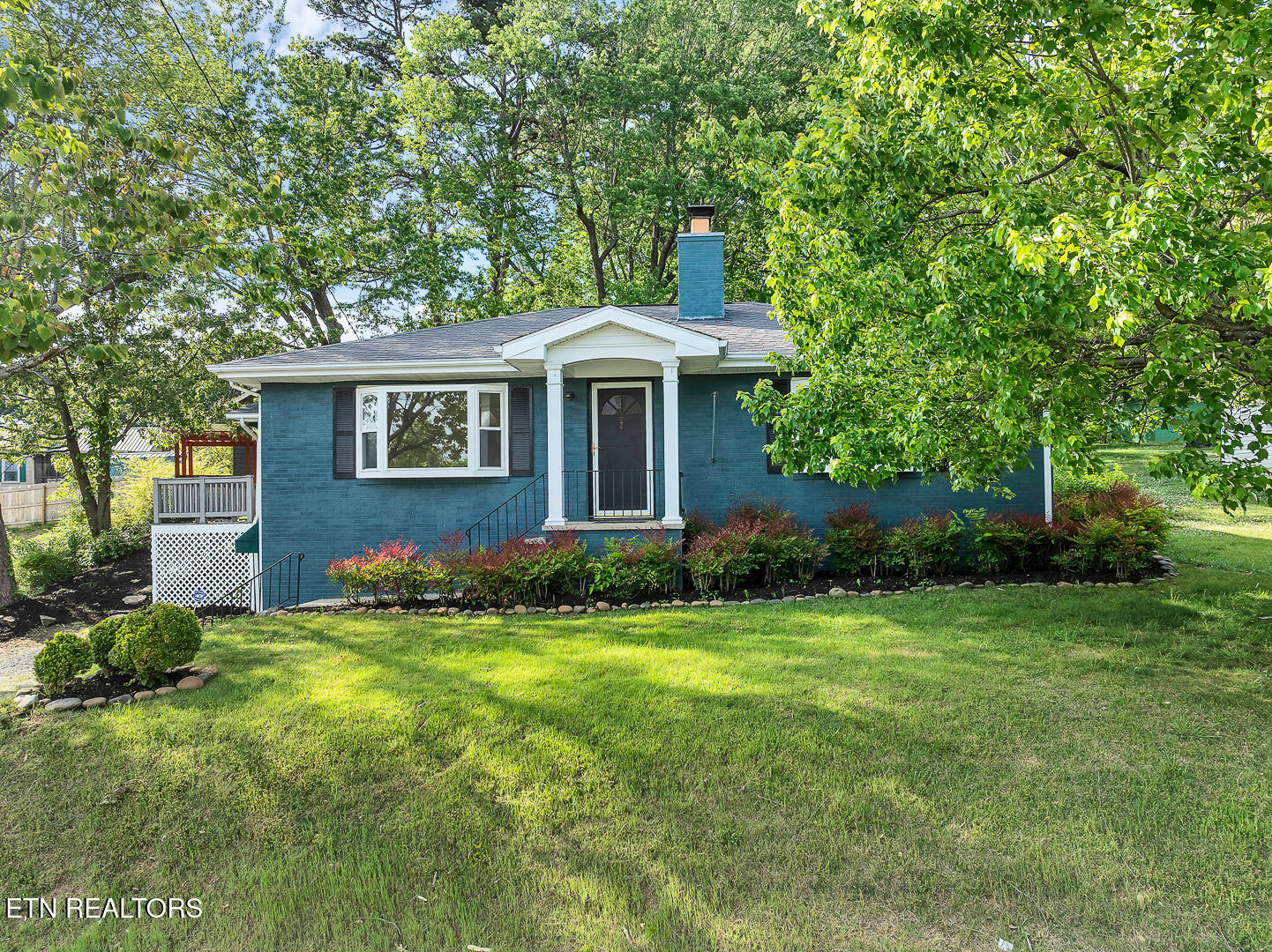 1223 Everett Avenue Maryville TN 37804